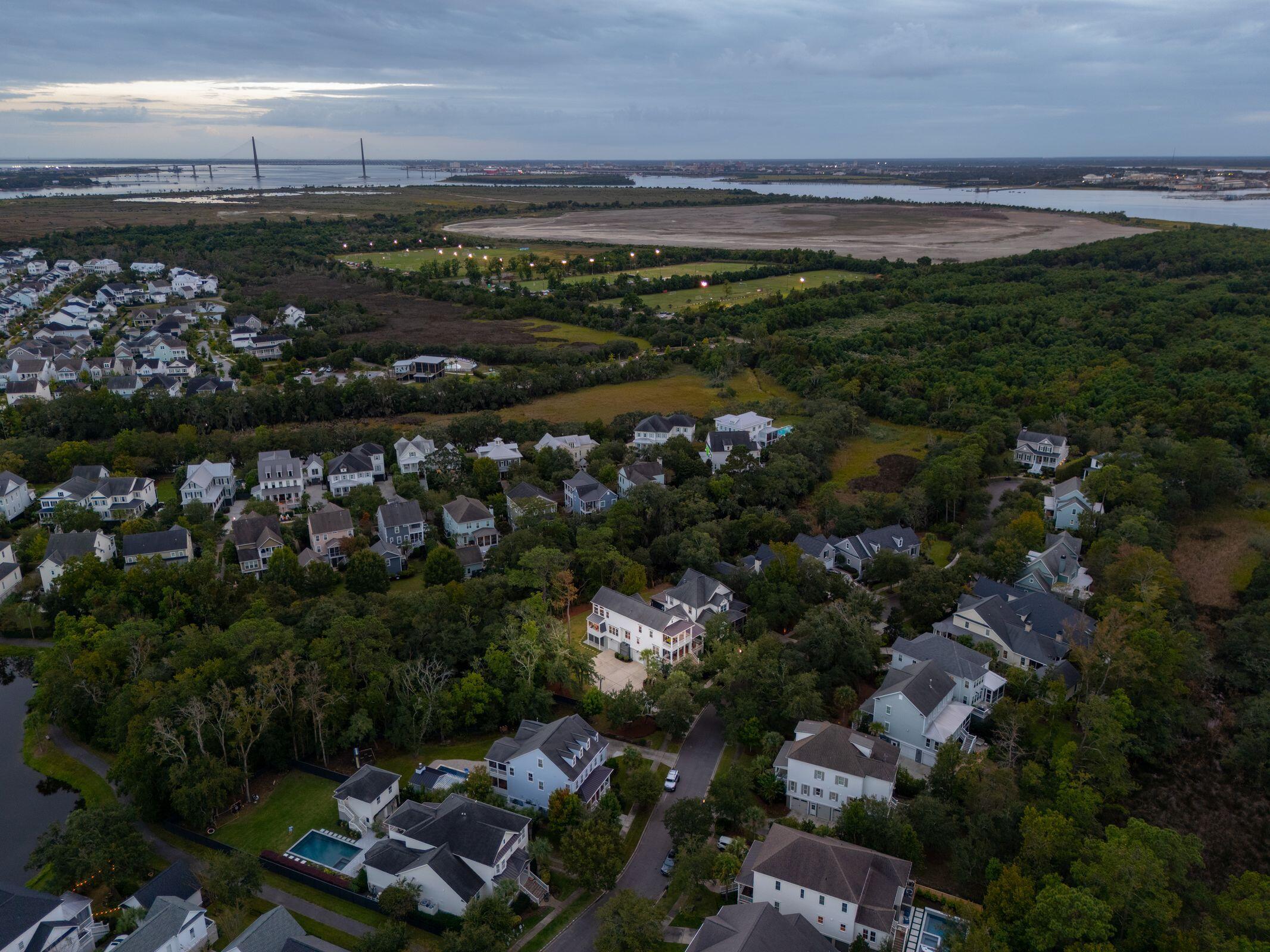 1119 Oak Overhang Street