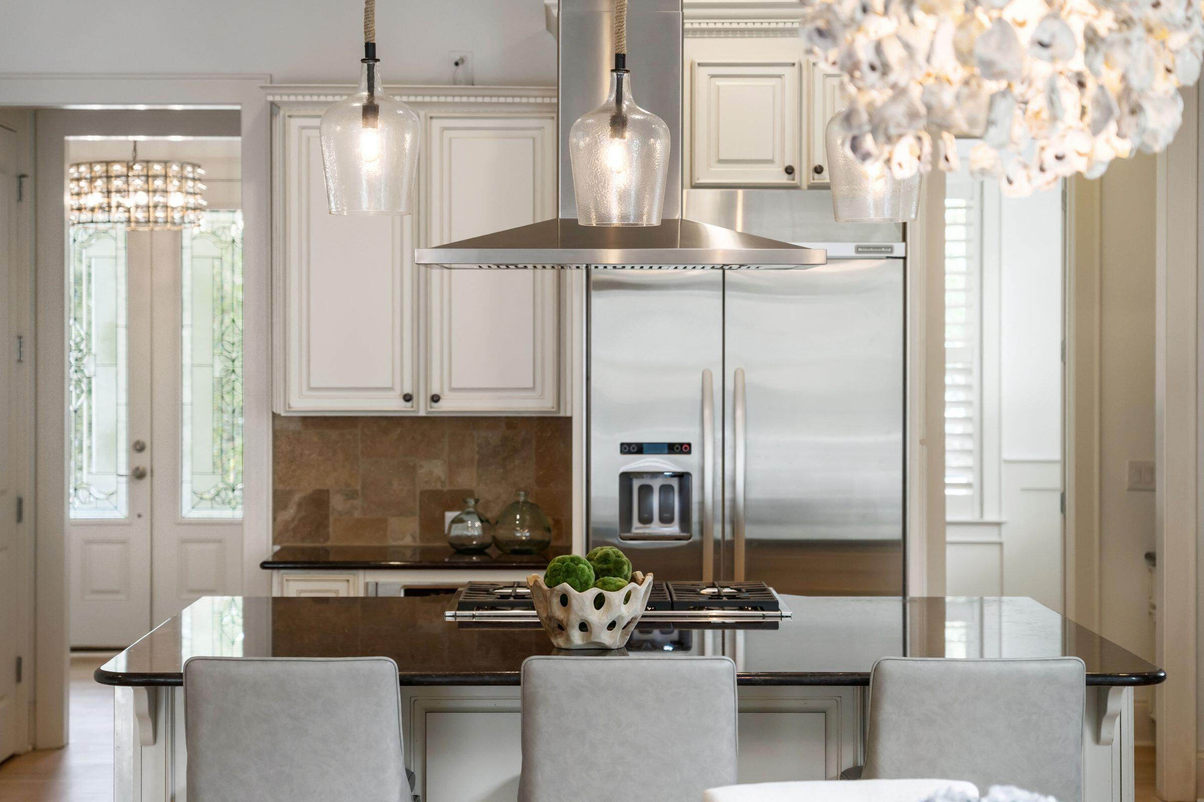 1119 Oak Overhang Street