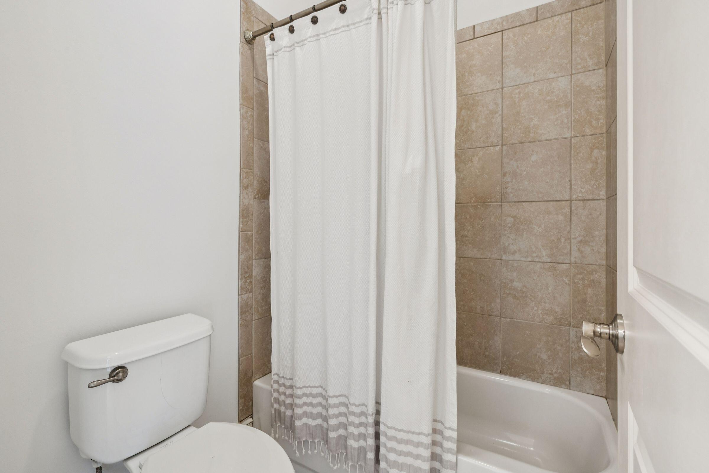 1119 Oak Overhang Street