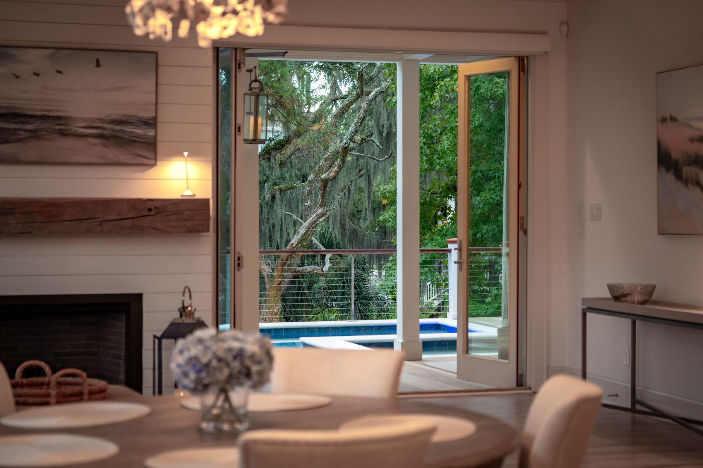 1119 Oak Overhang Street