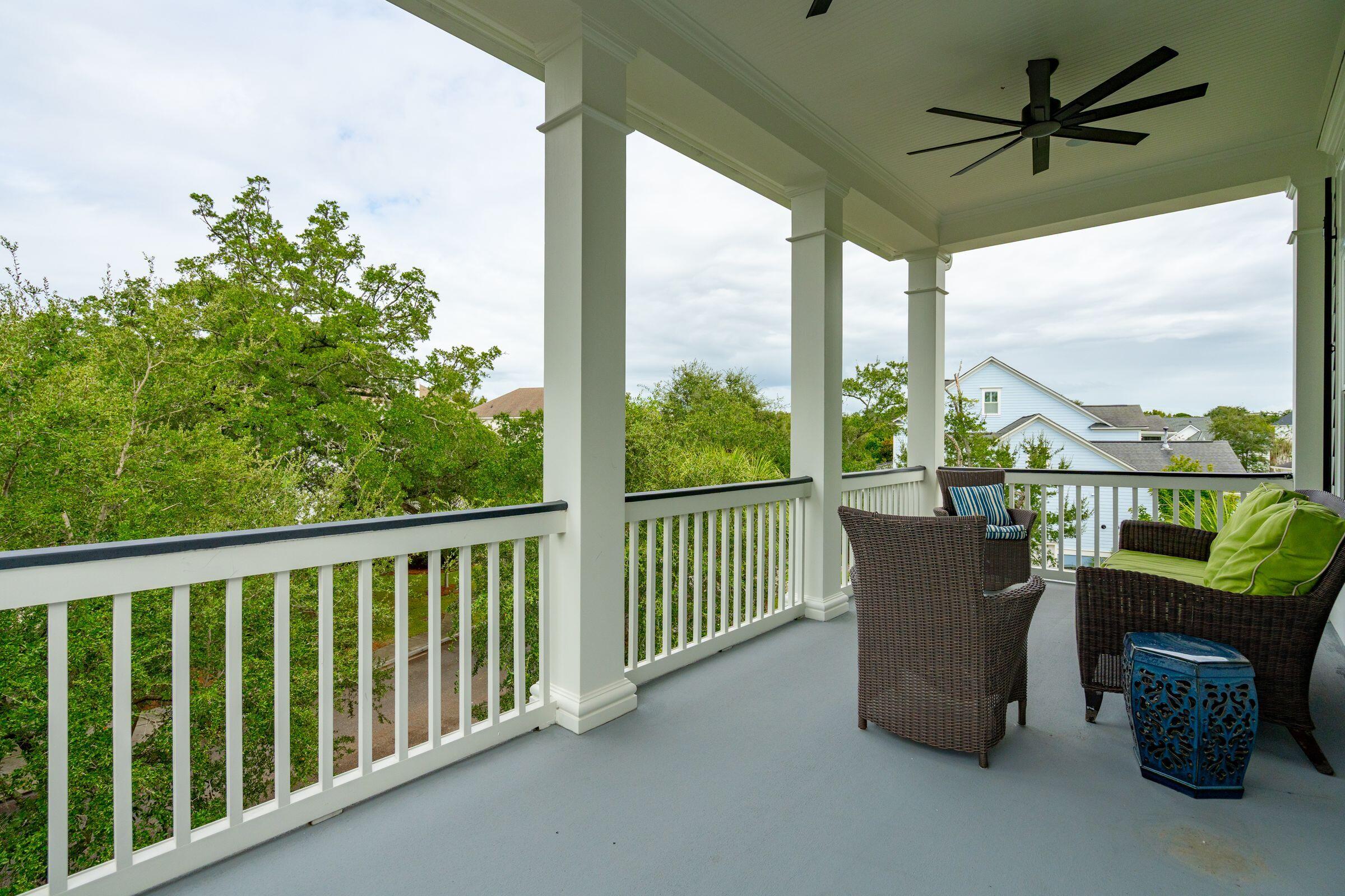 1119 Oak Overhang Street