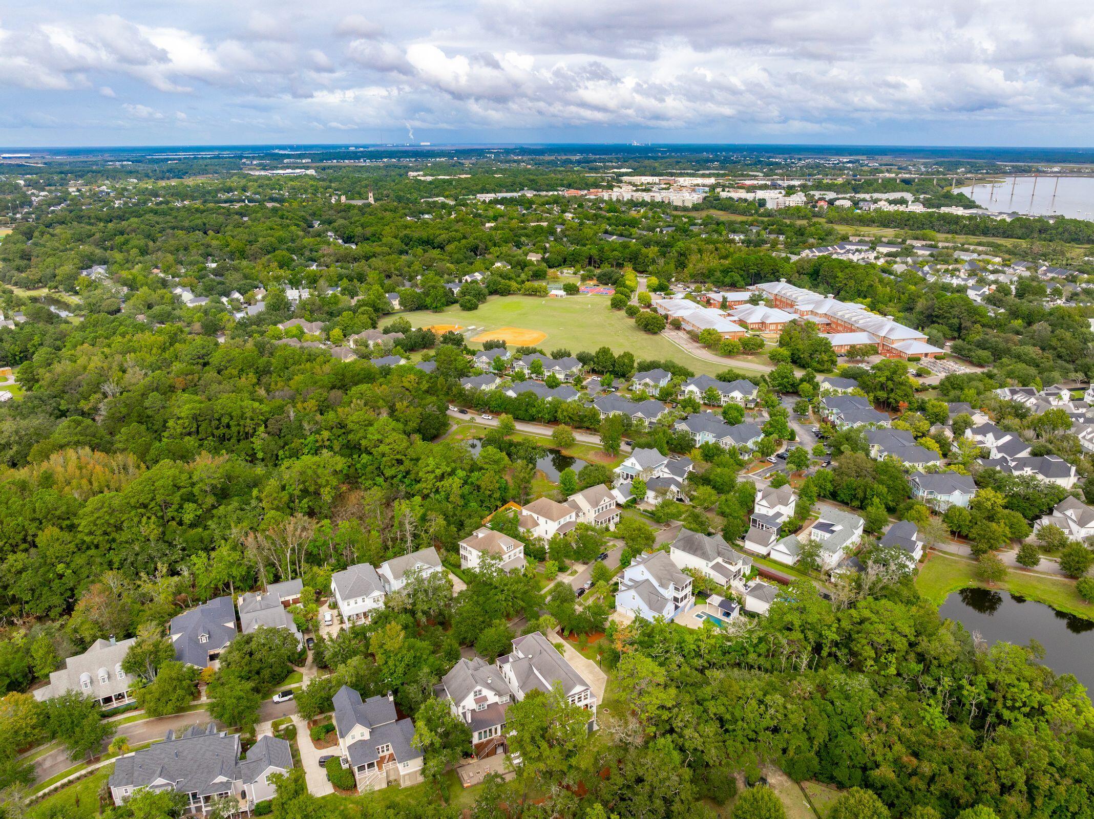 1119 Oak Overhang Street