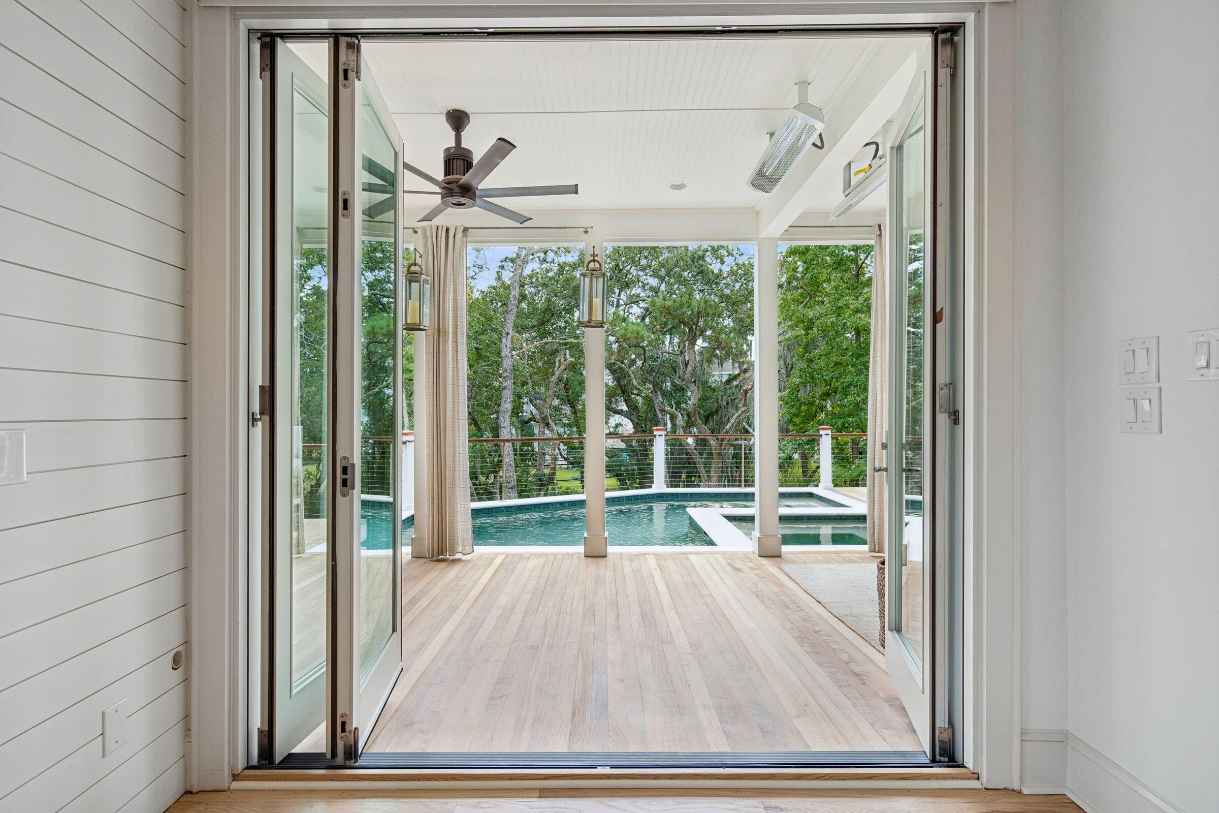 1119 Oak Overhang Street