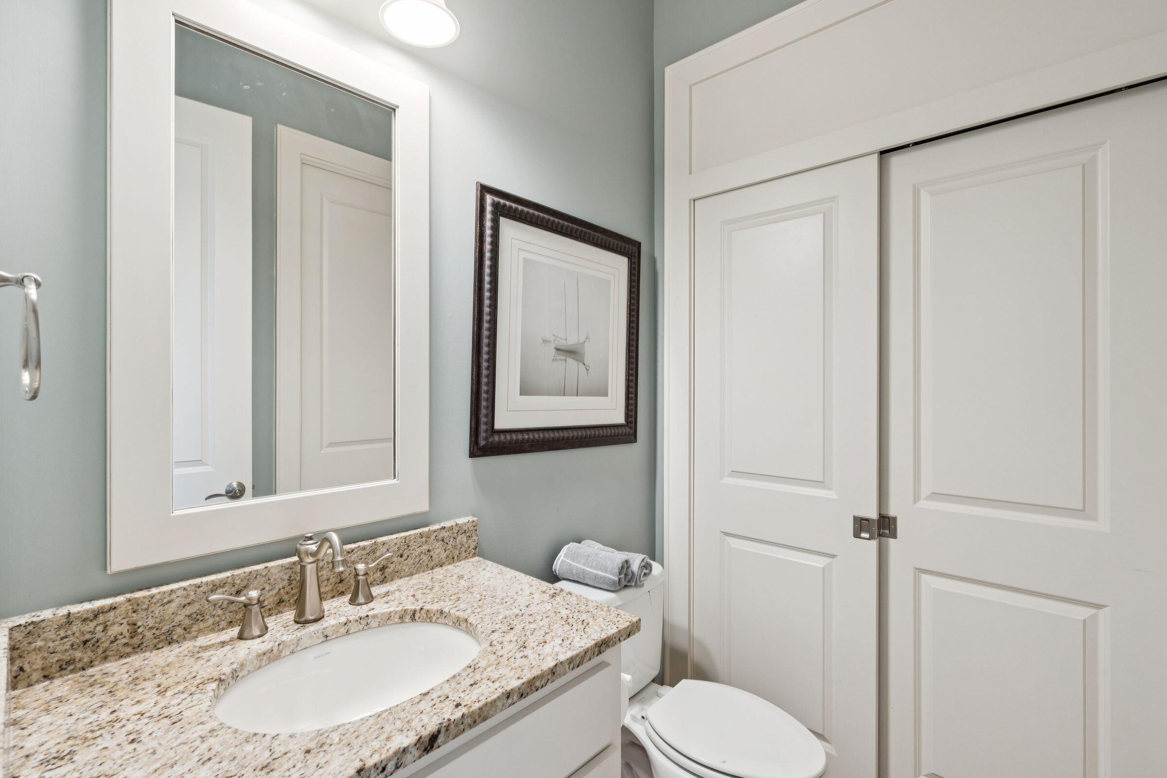 1119 Oak Overhang Street