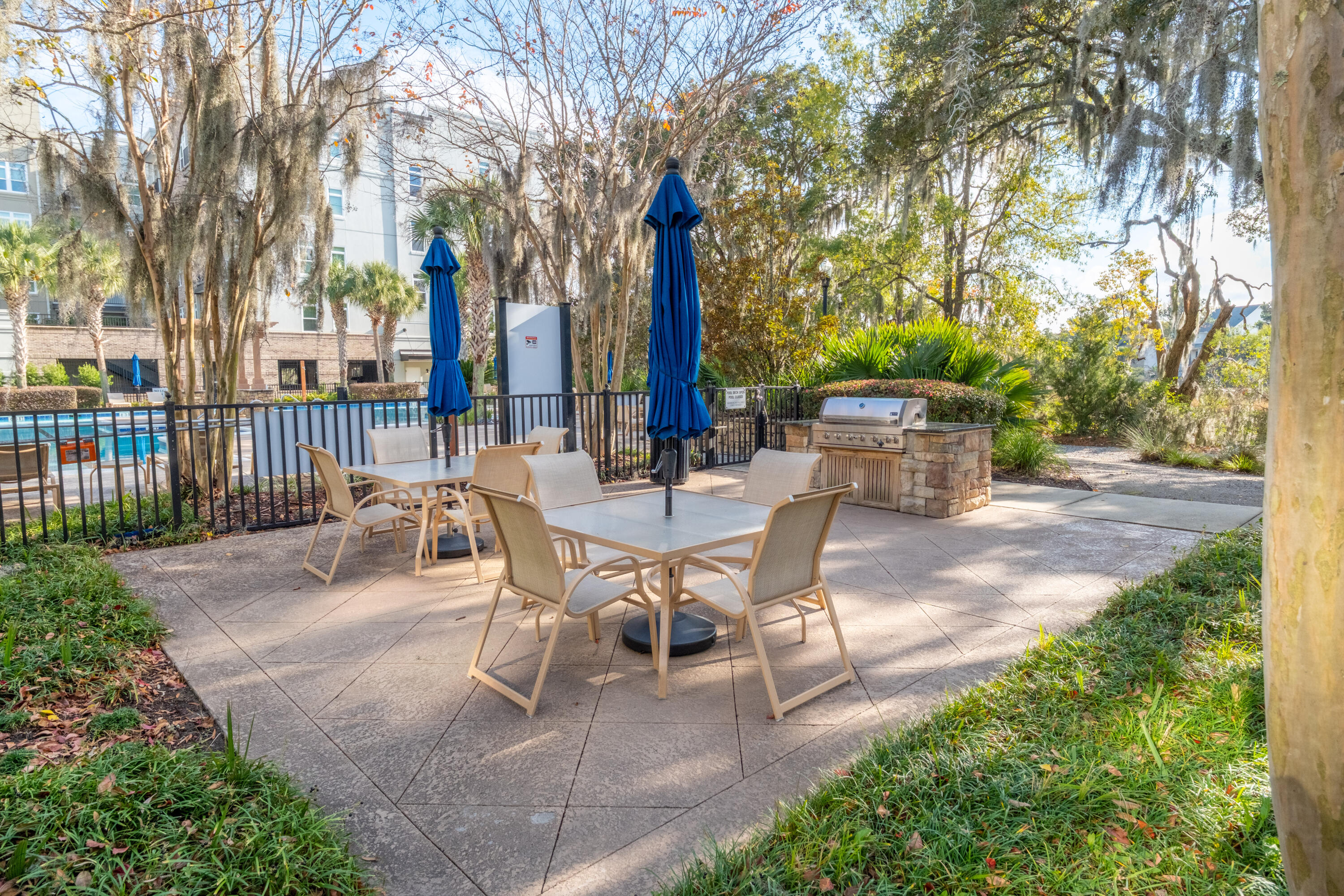 135 Pier View Street # 106