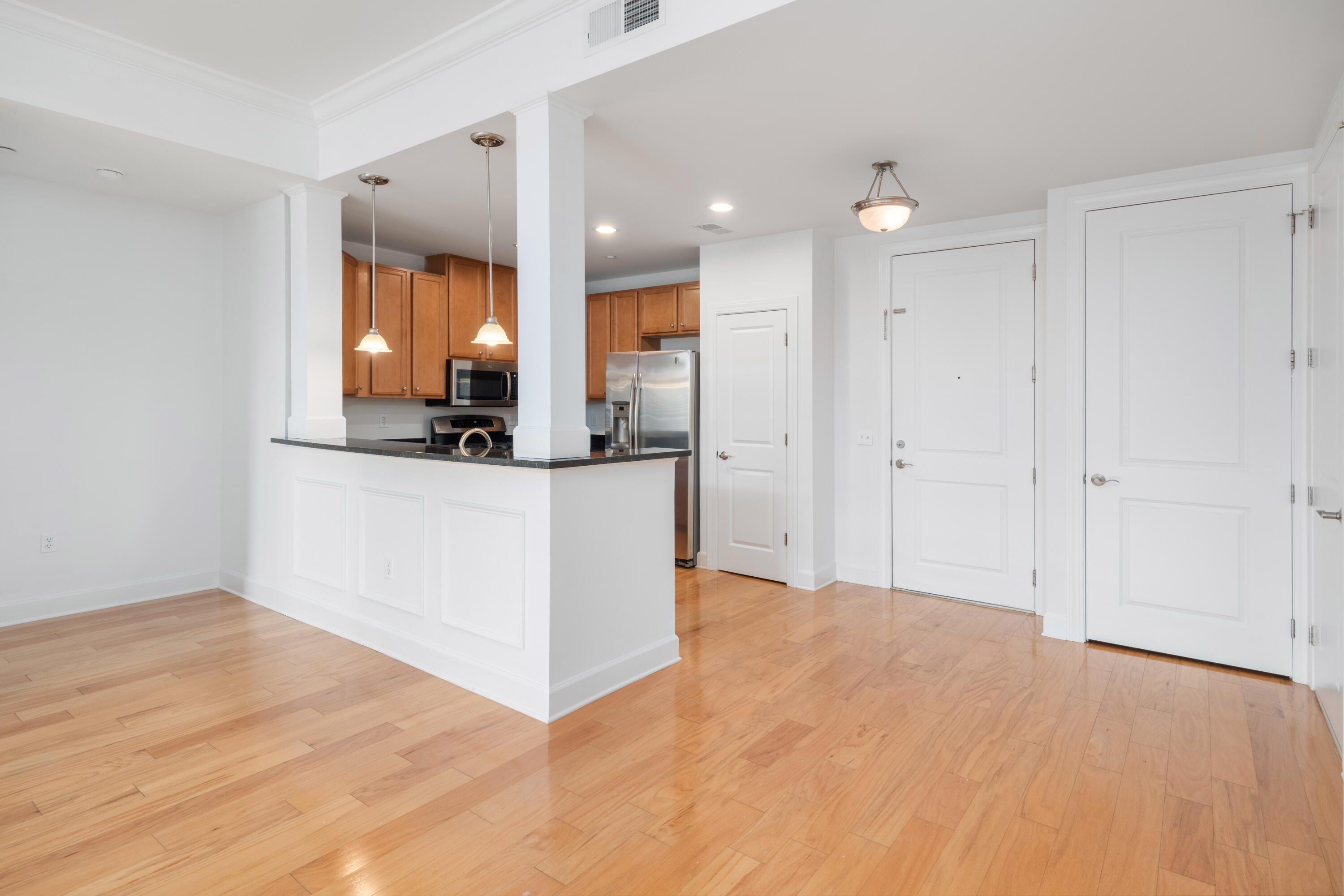 135 Pier View Street # 106