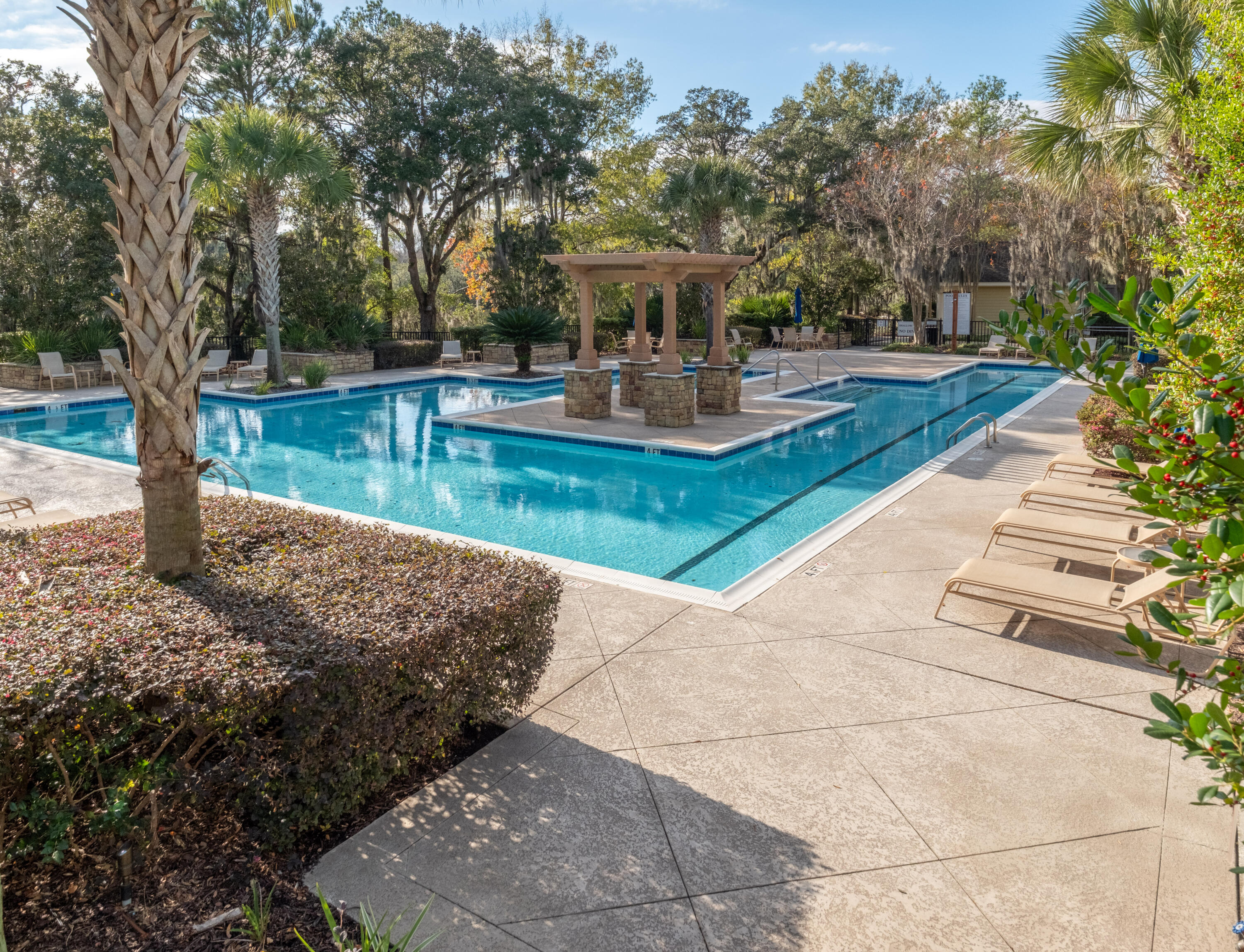 135 Pier View Street # 106