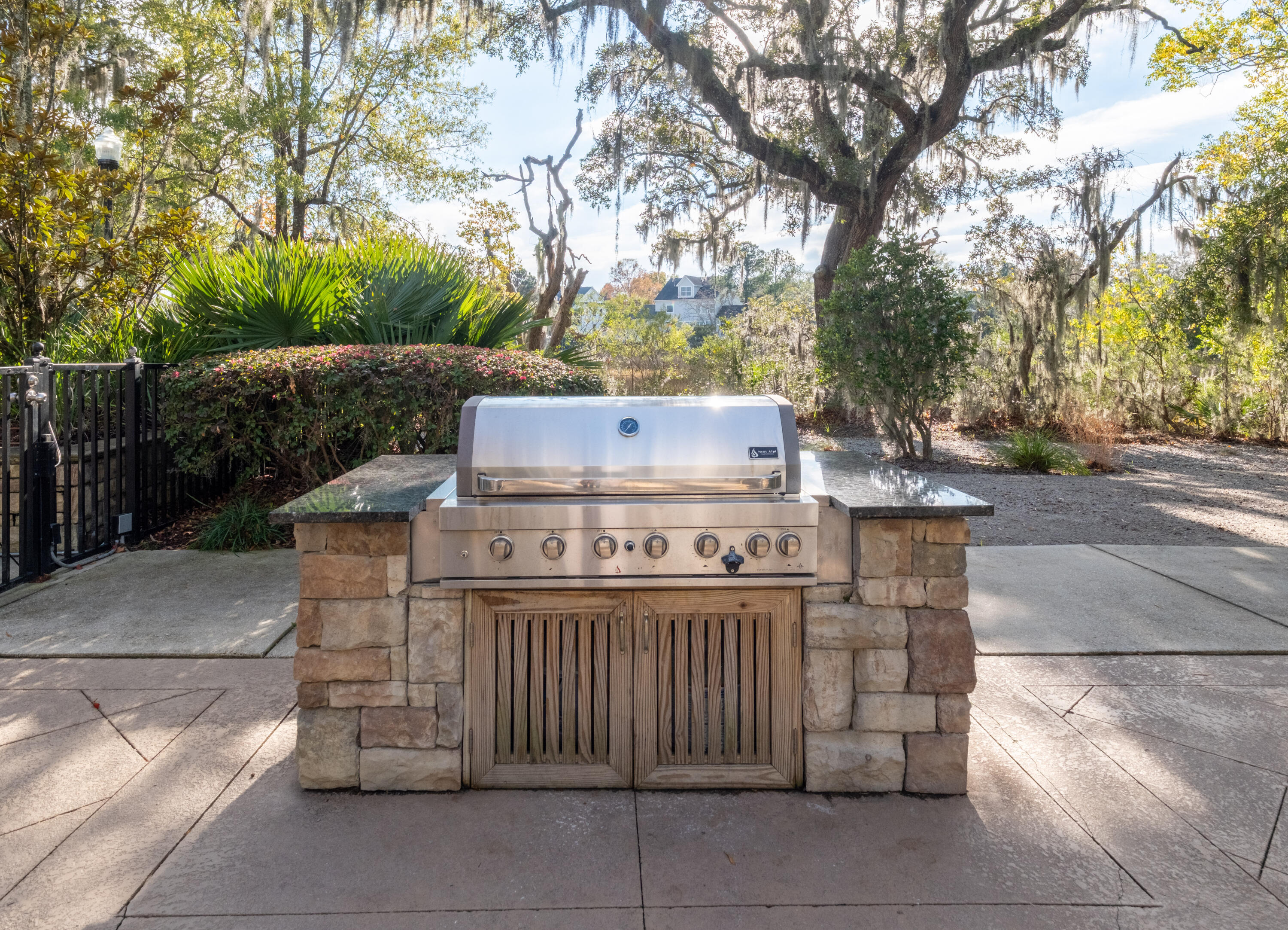 135 Pier View Street # 106