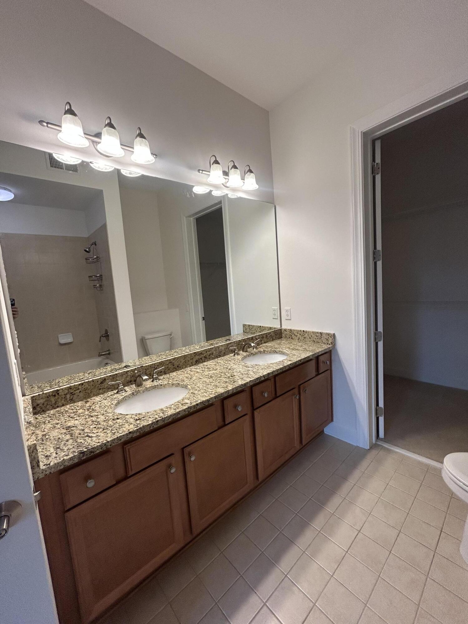 135 Pier View Street # 106