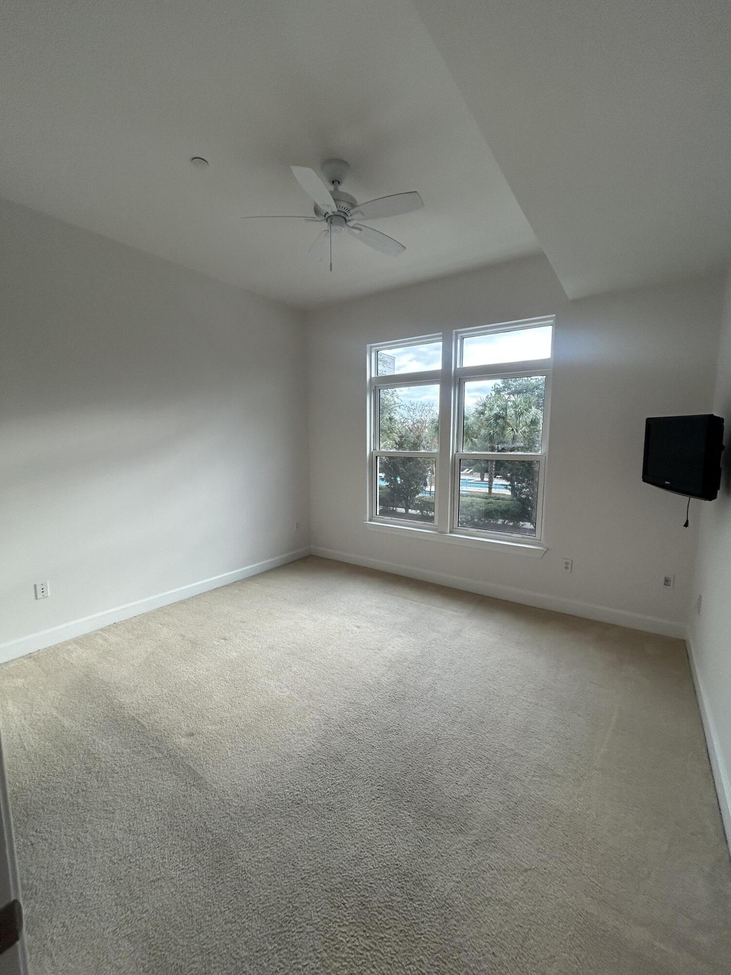 135 Pier View Street # 106