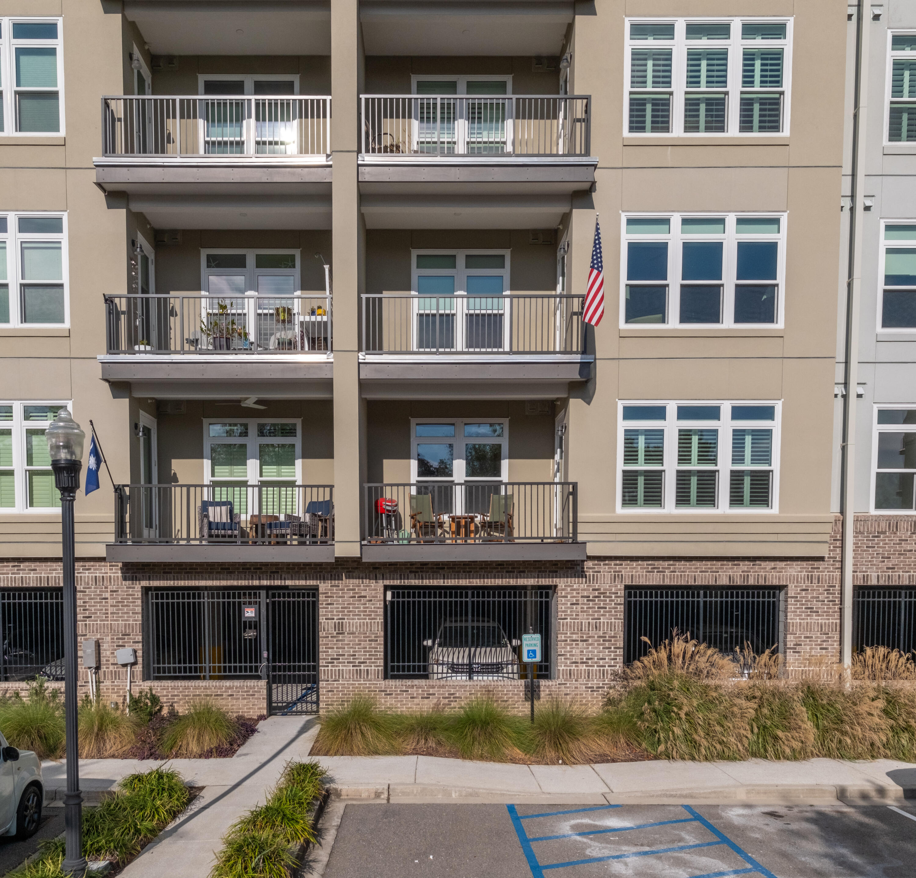 135 Pier View Street # 106