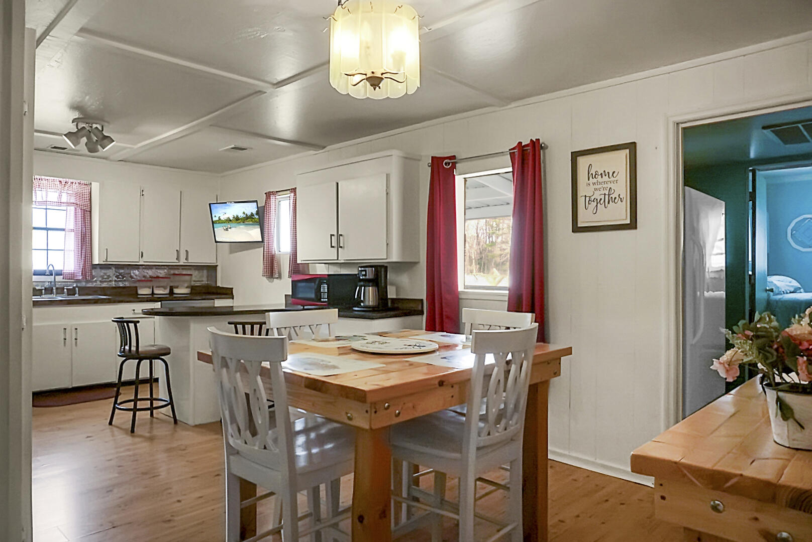 102 Argosy Drive