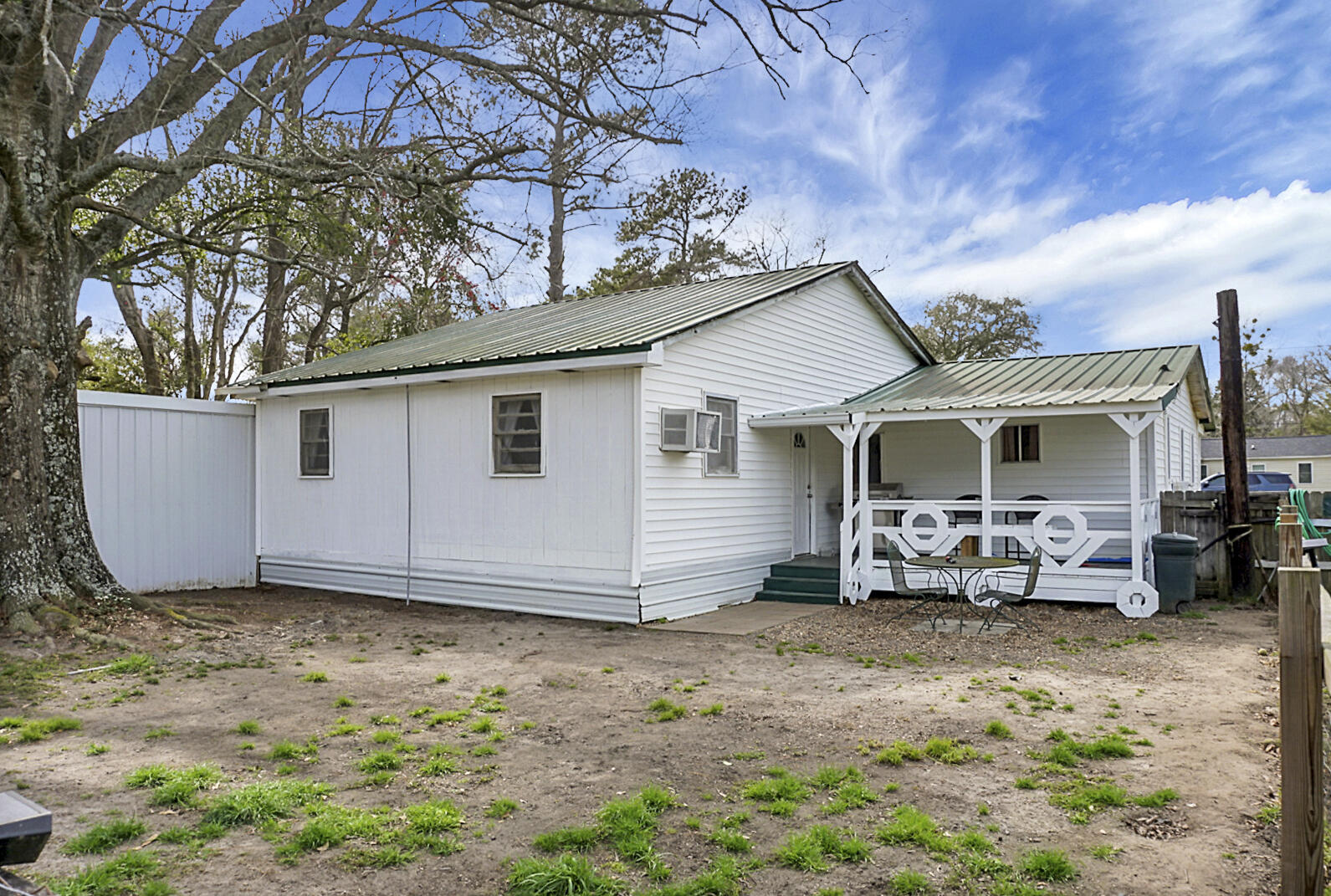 102 Argosy Drive