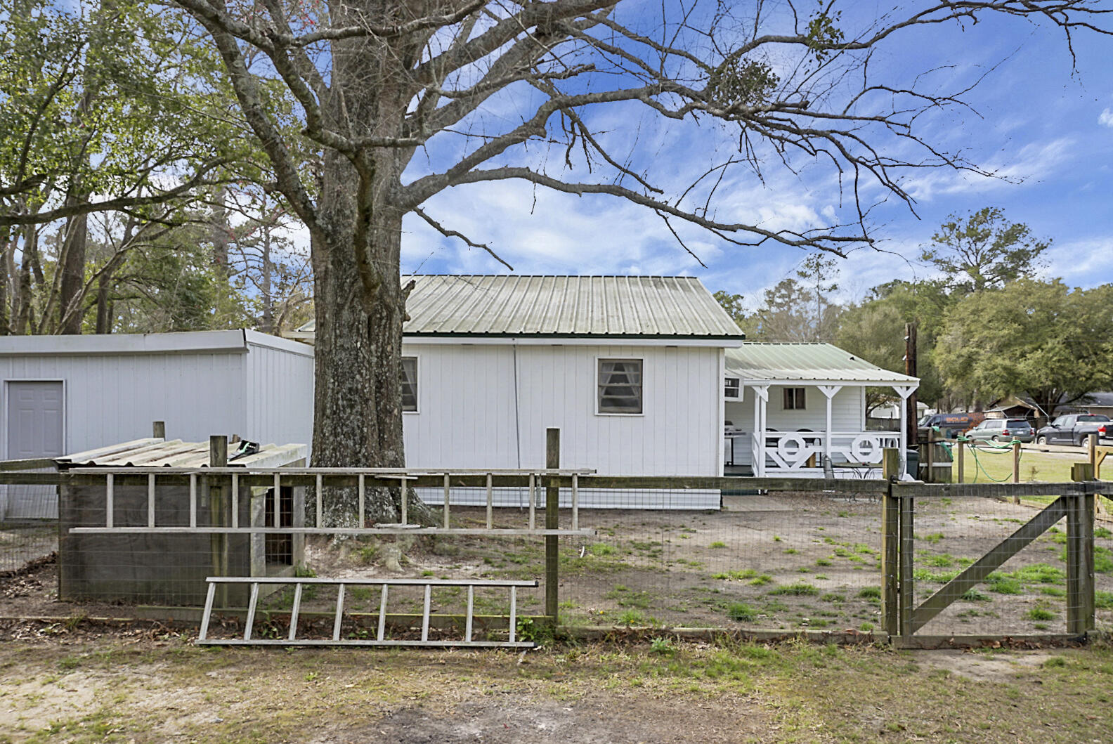 102 Argosy Drive