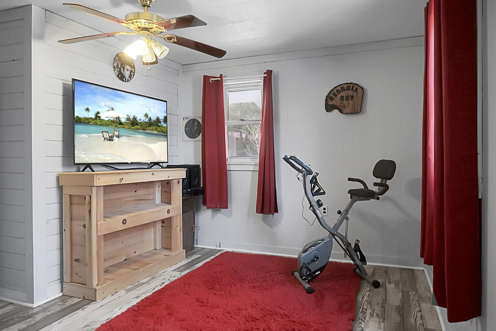 102 Argosy Drive