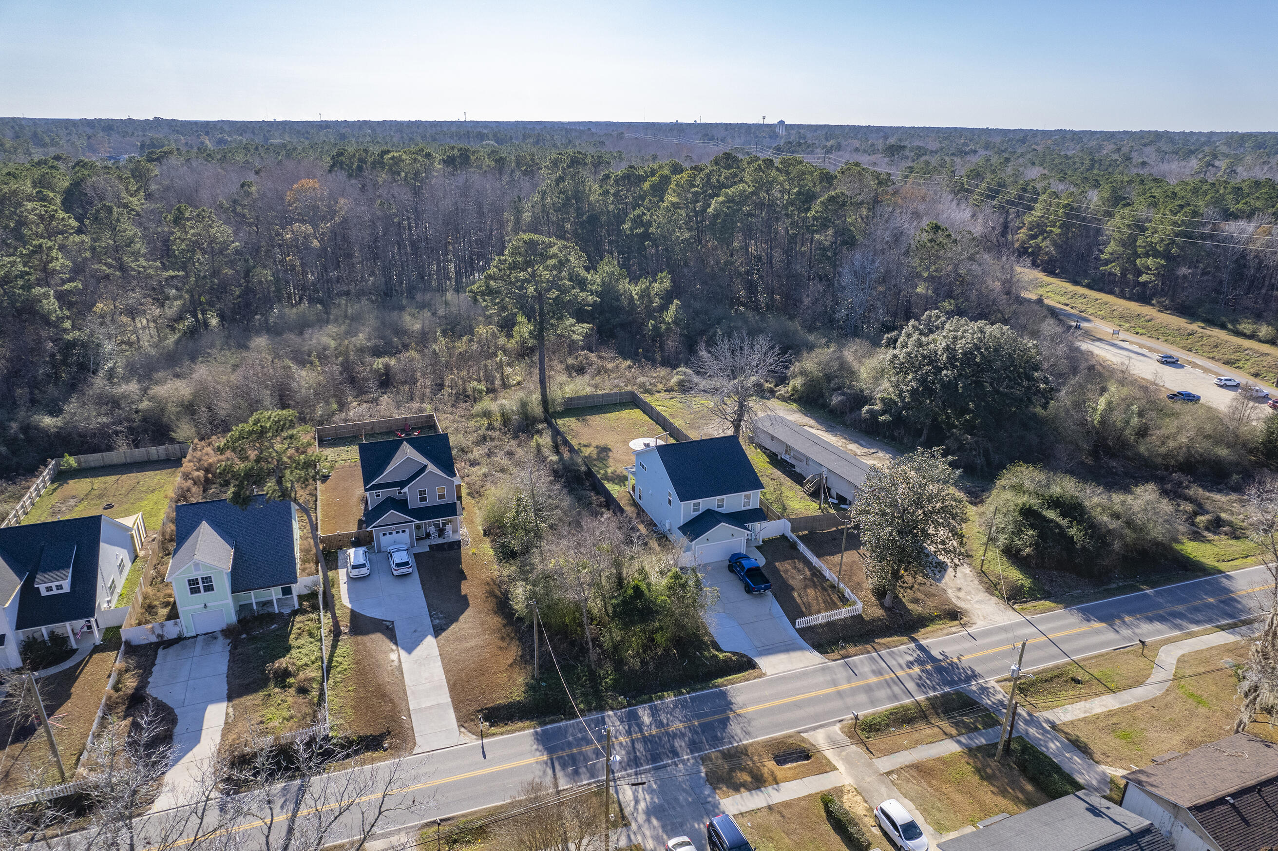 512 E Richardson Avenue