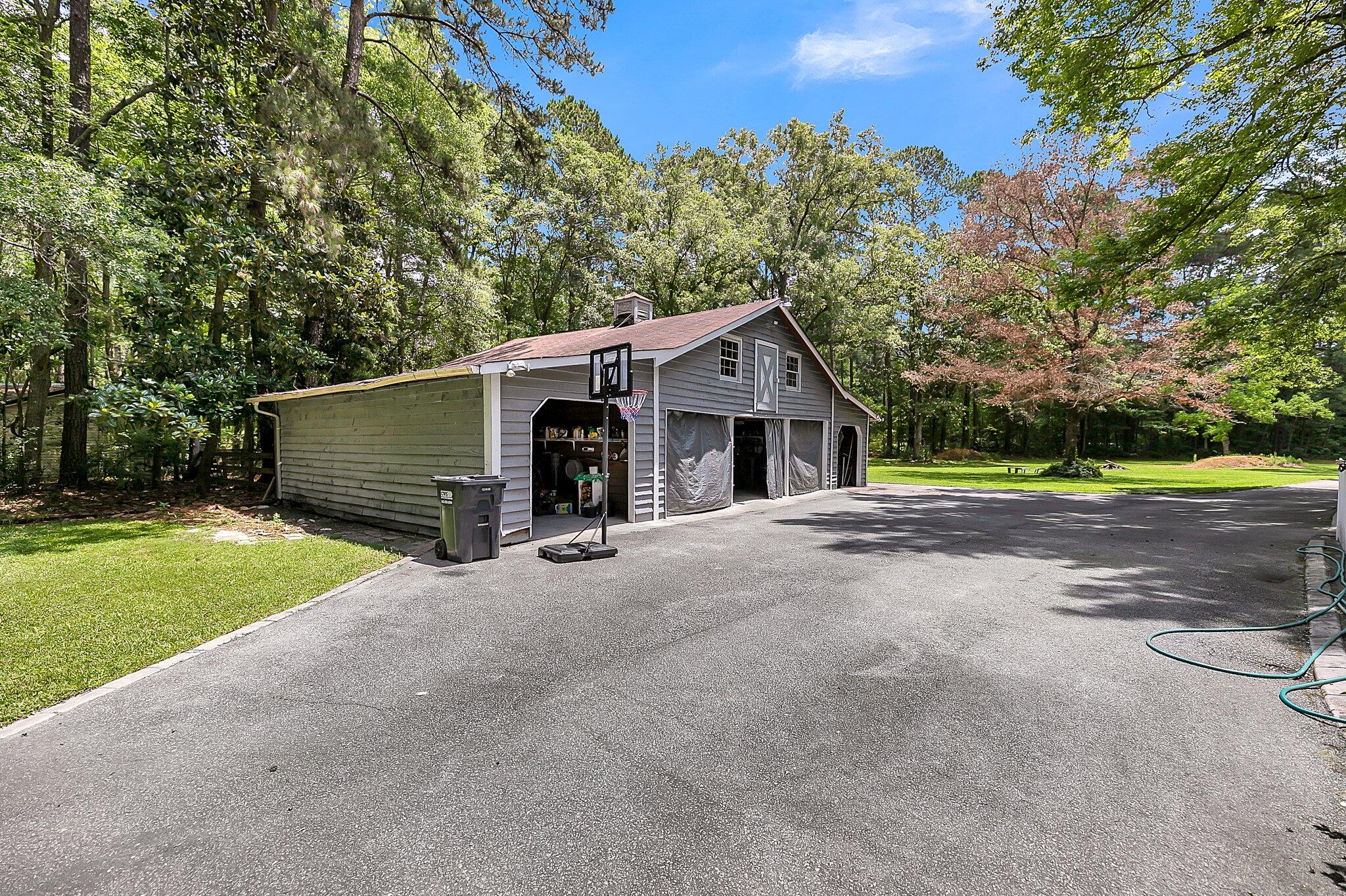 100 Cantering Hills Lane
