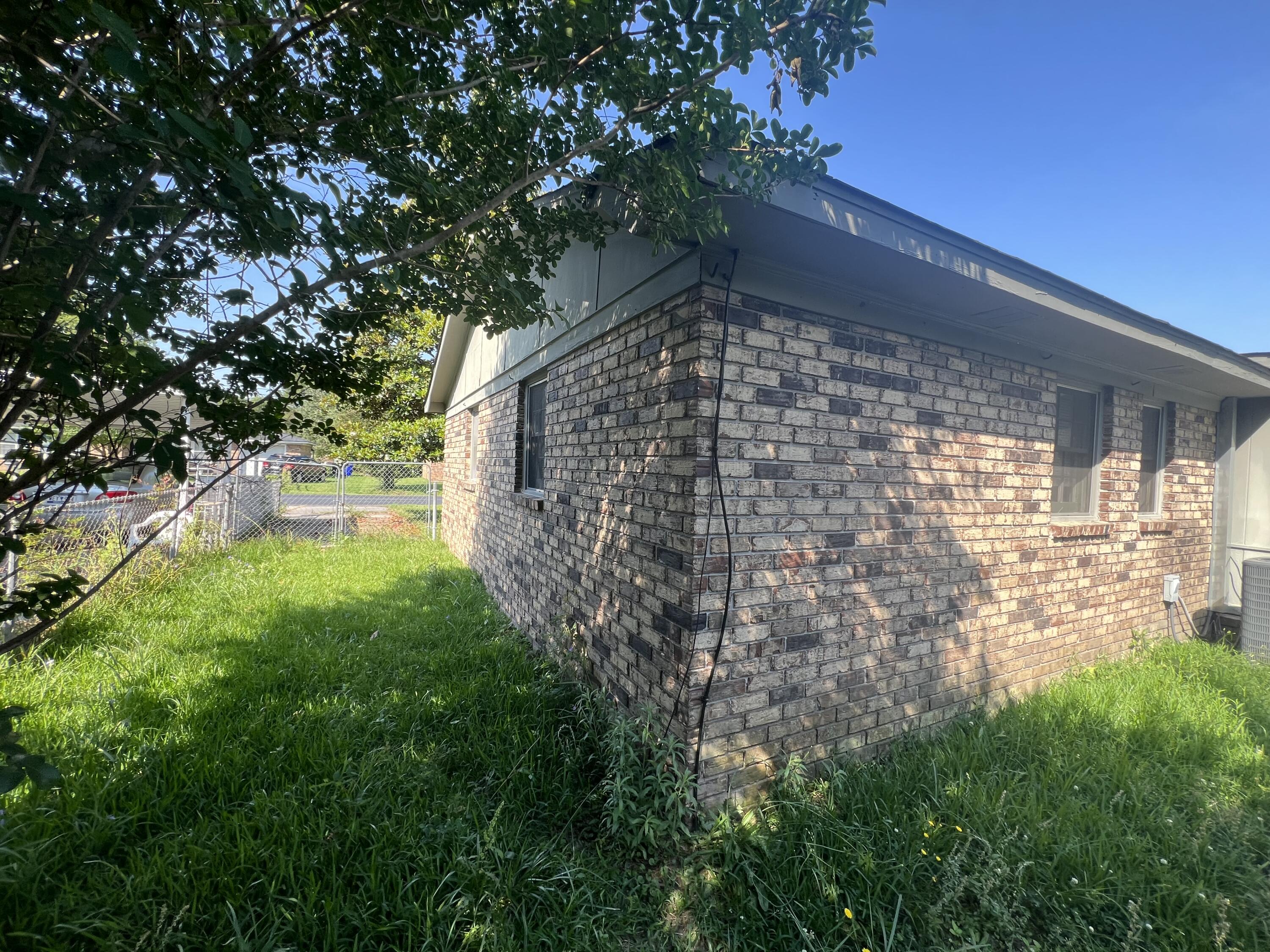 4506 Hardwood Street