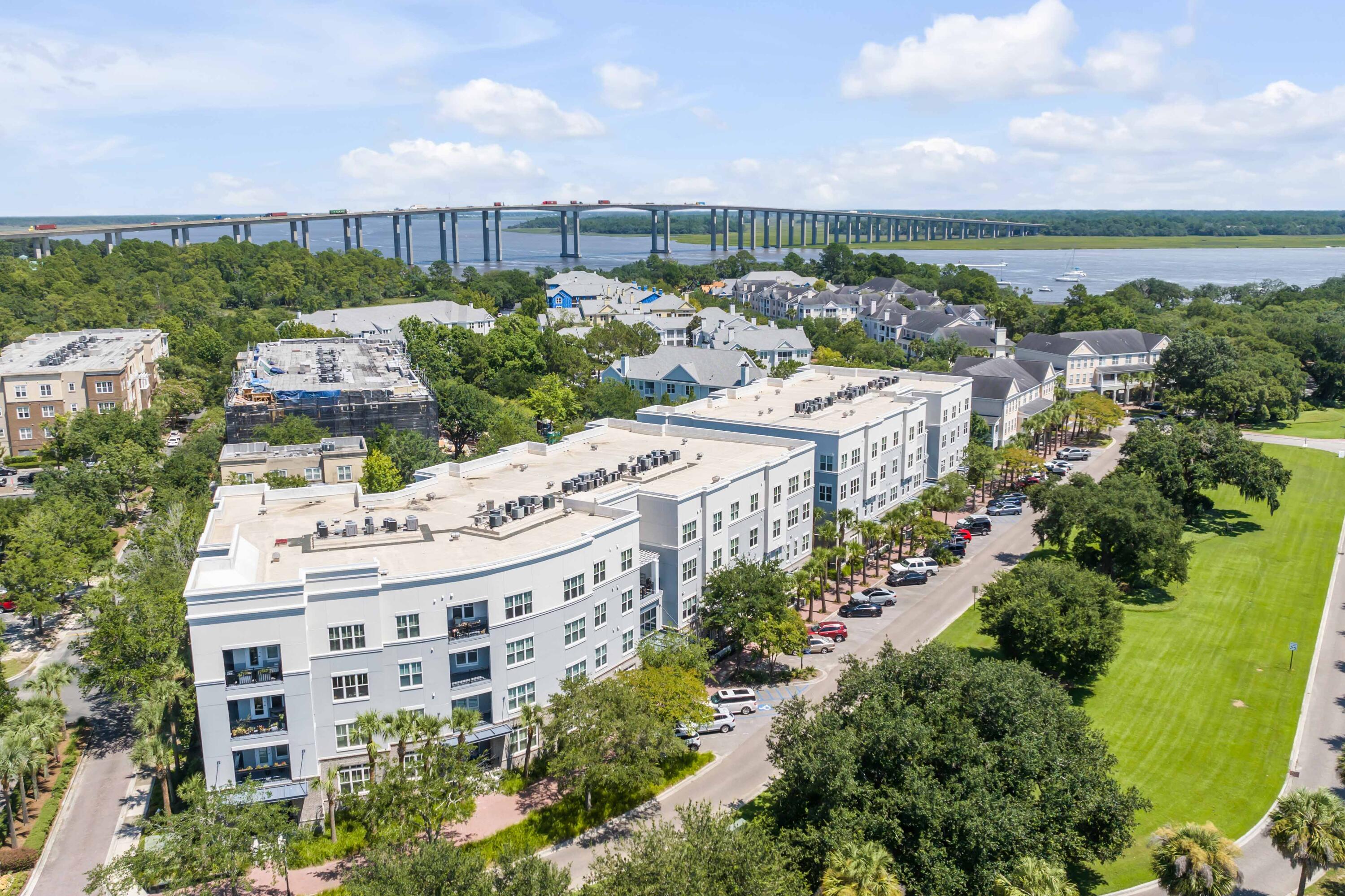 200 River Landing Drive # B401
