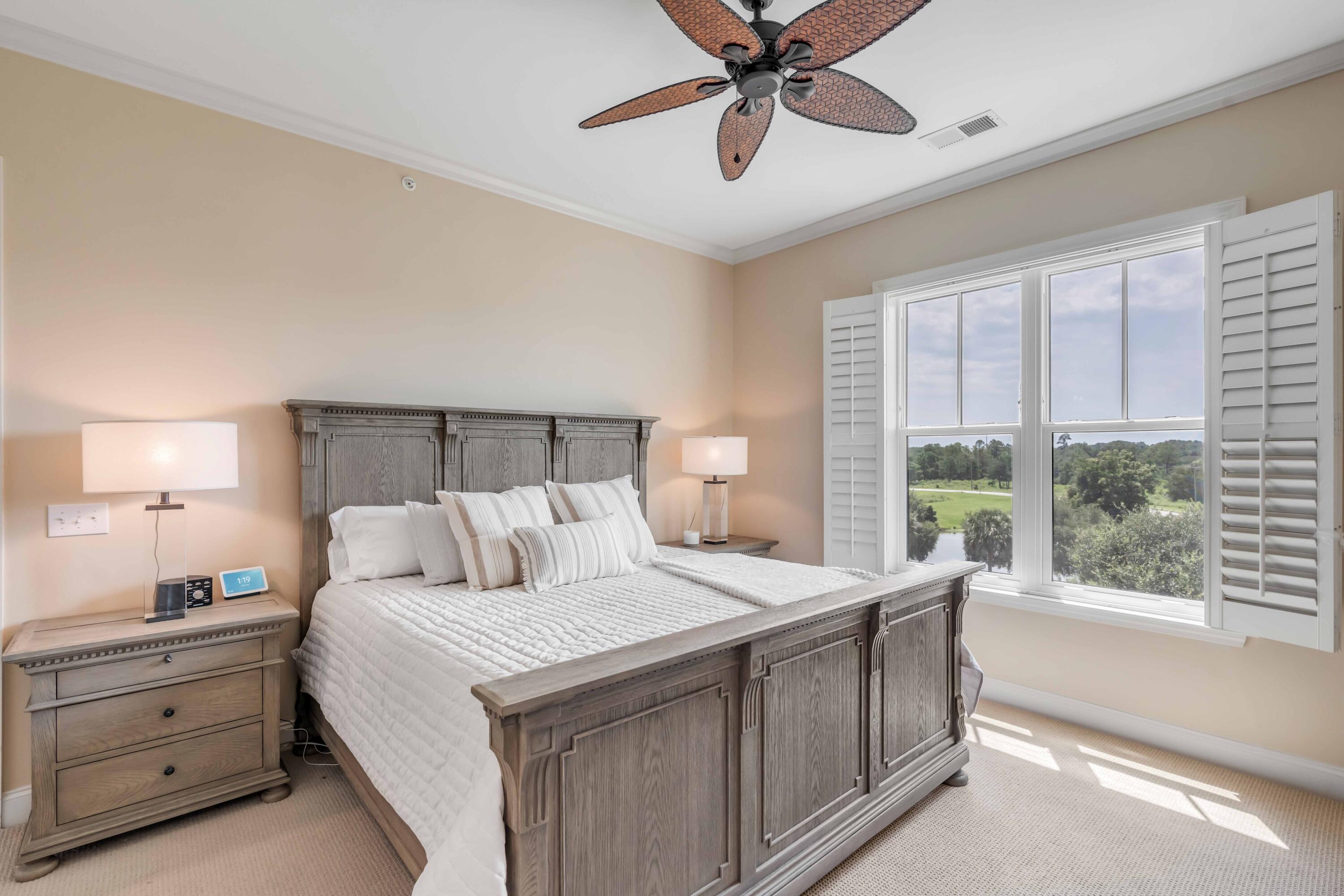 200 River Landing Drive # B401