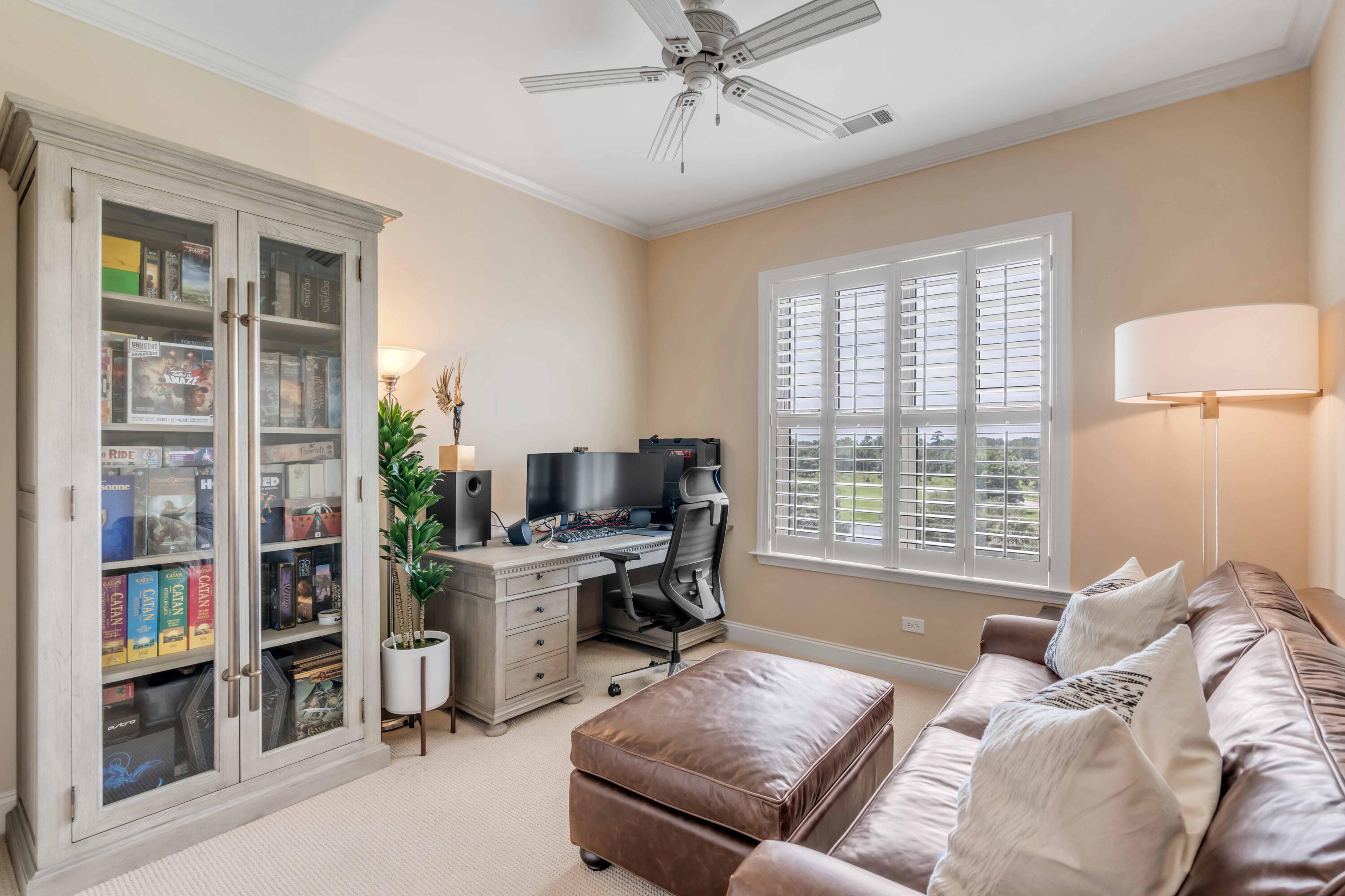 200 River Landing Drive # B401