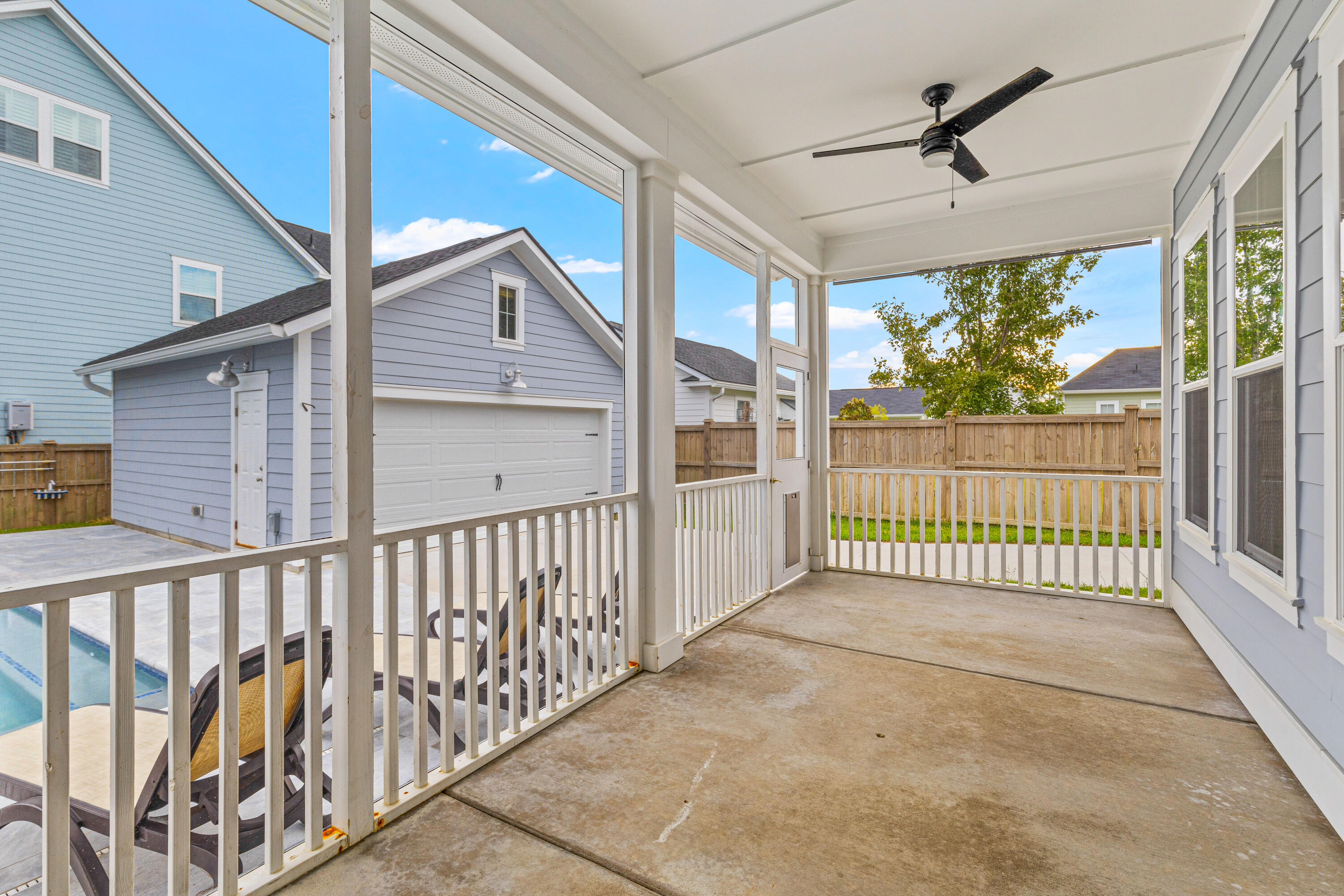 336 Bumble Way