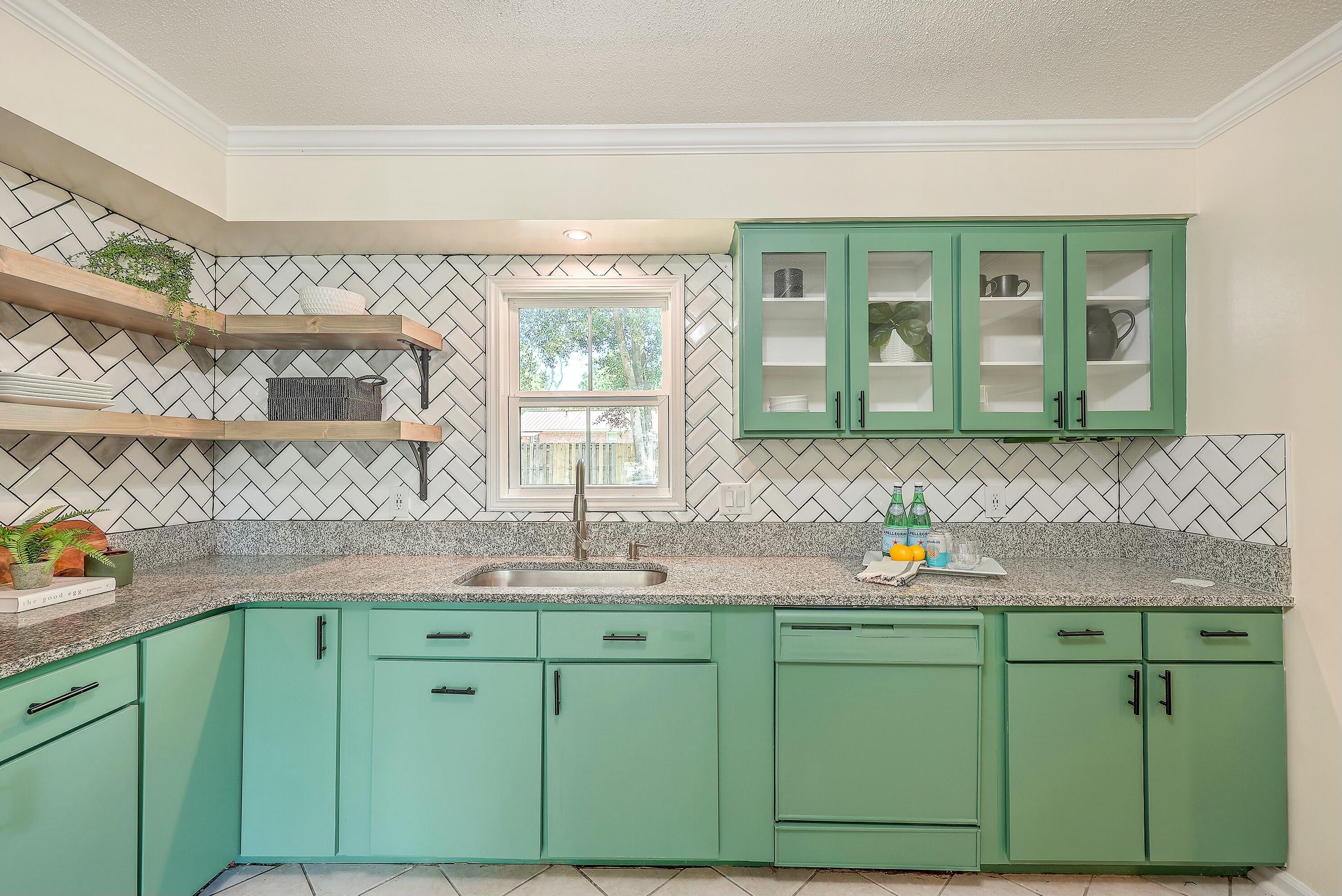 3264 Stonehaven Drive