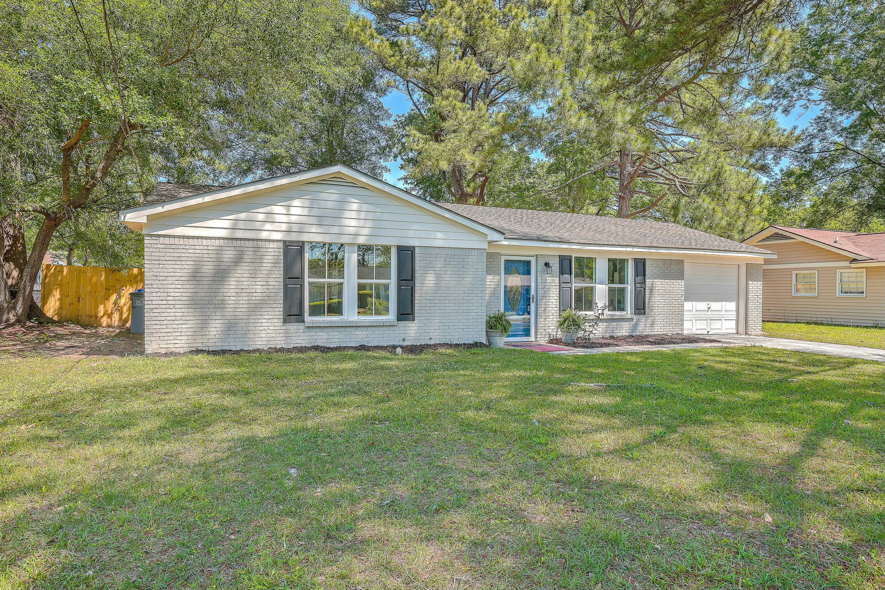 3264 Stonehaven Drive