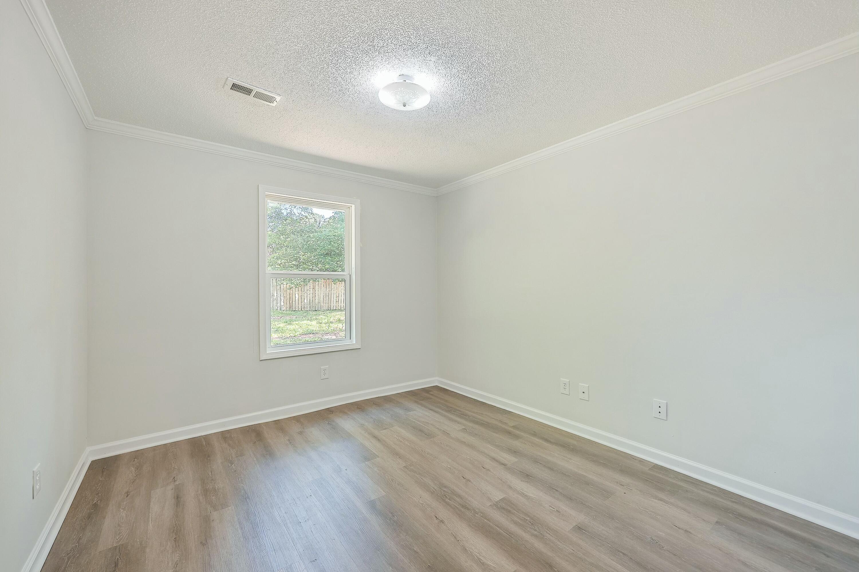 3264 Stonehaven Drive