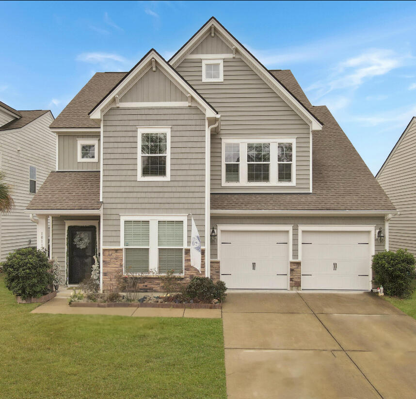 1011 Mossy Rock Drive