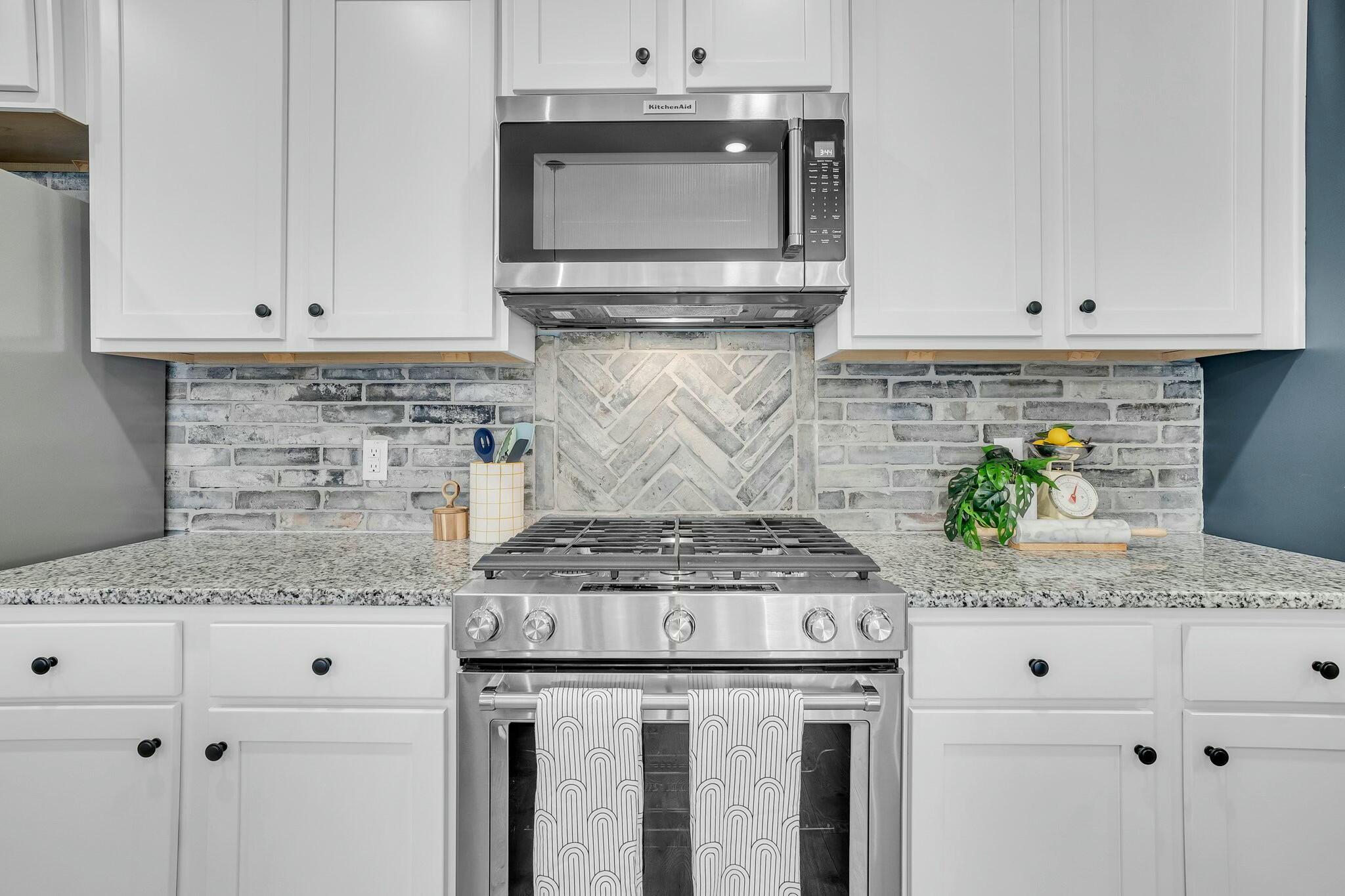 1274 Wading Point Boulevard