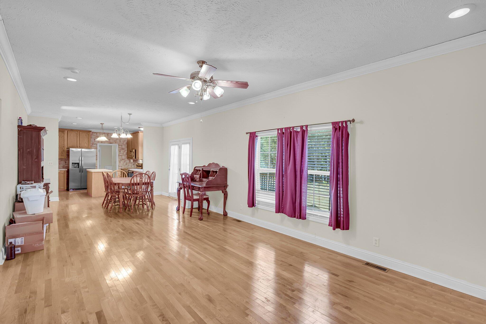 8978 Victor Lincoln Road, McClellanville