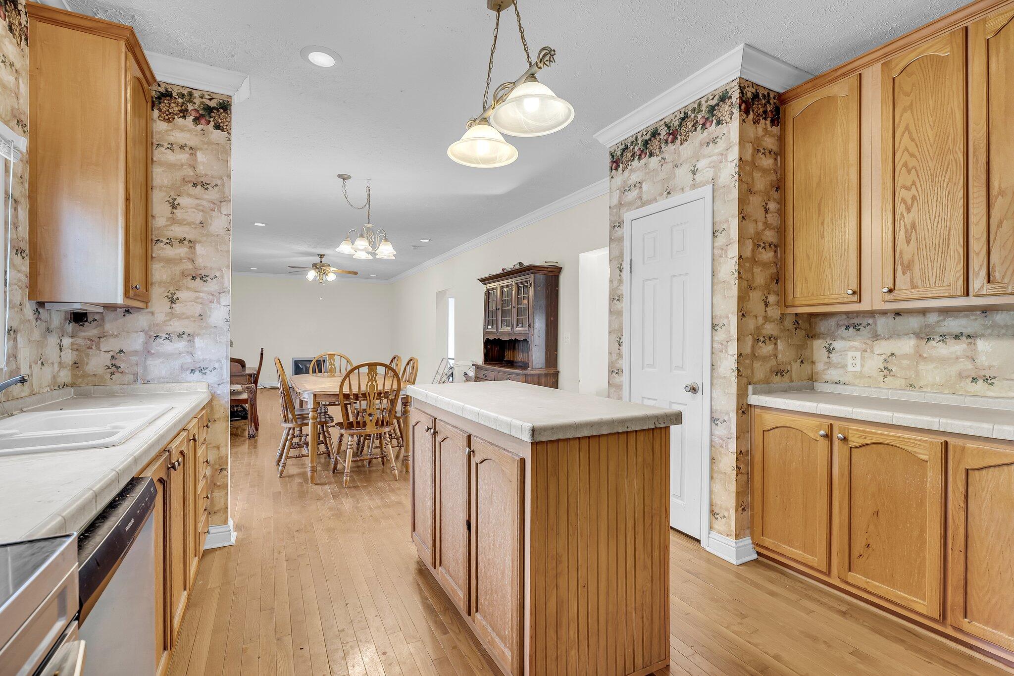 8978 Victor Lincoln Road, McClellanville
