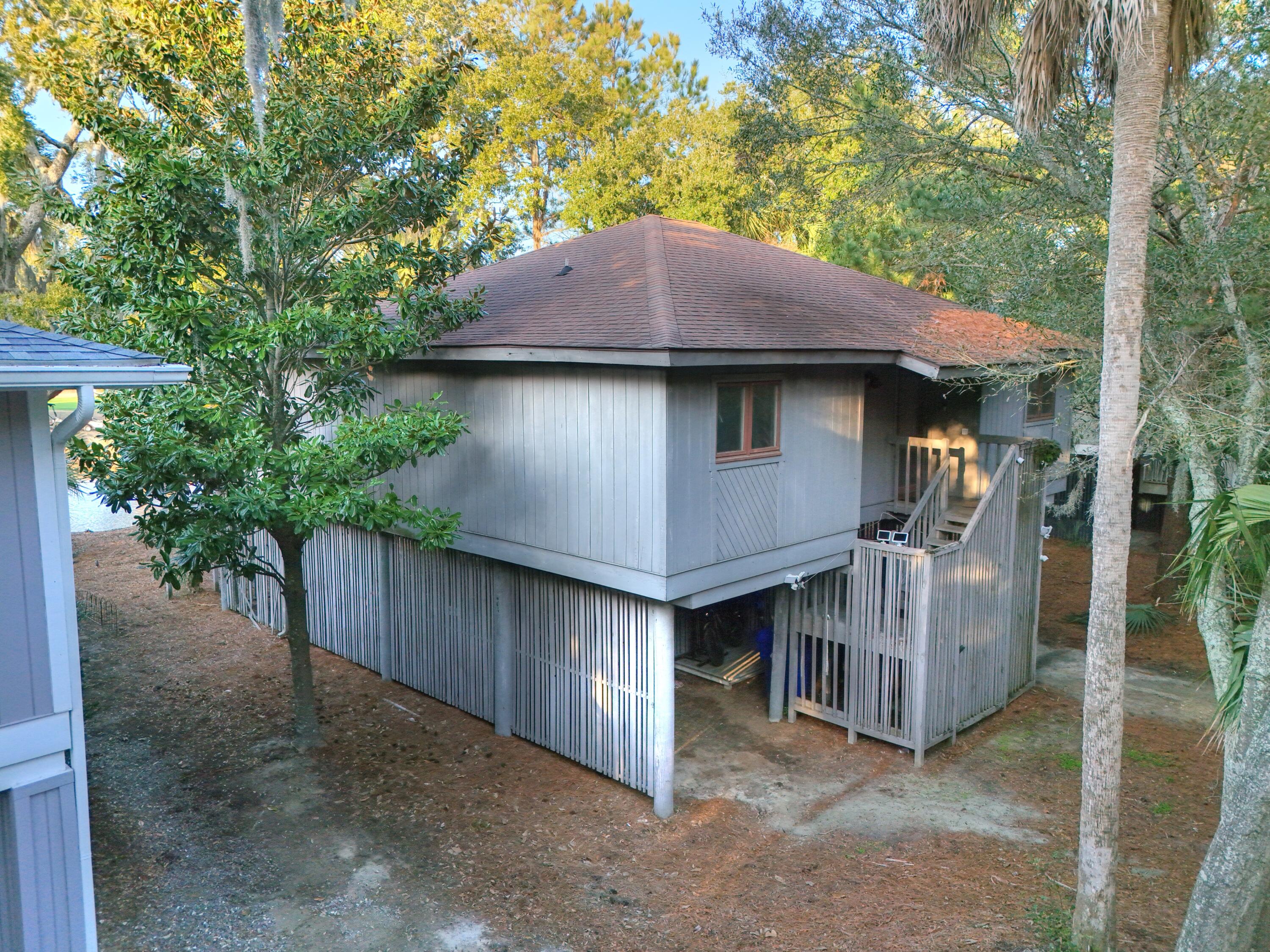 16 Twin Oaks Lane Lane