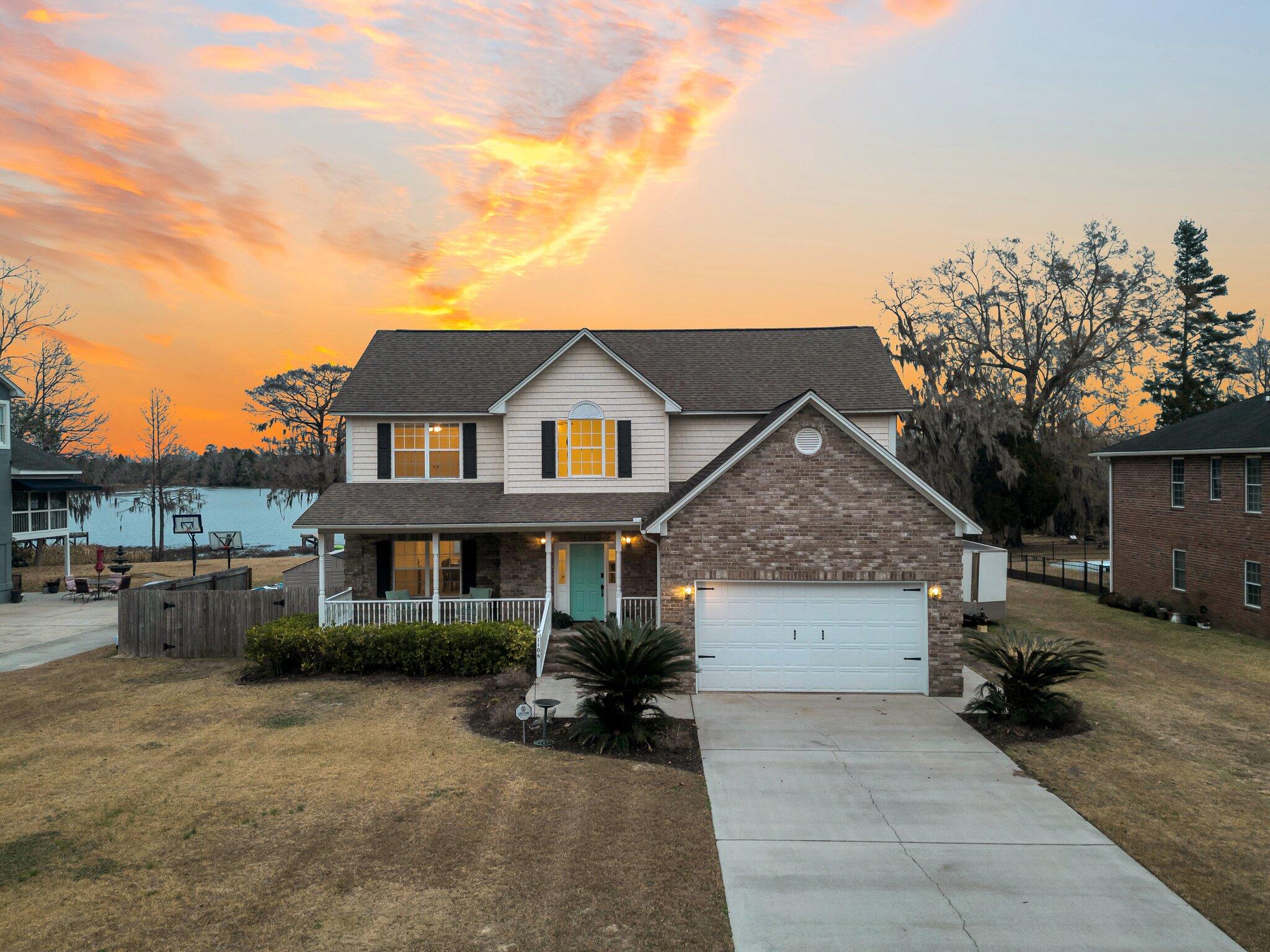 1106 Mccrae Drive