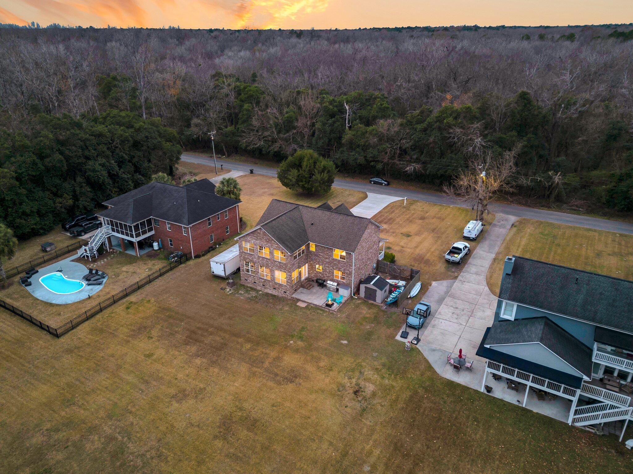 1106 Mccrae Drive