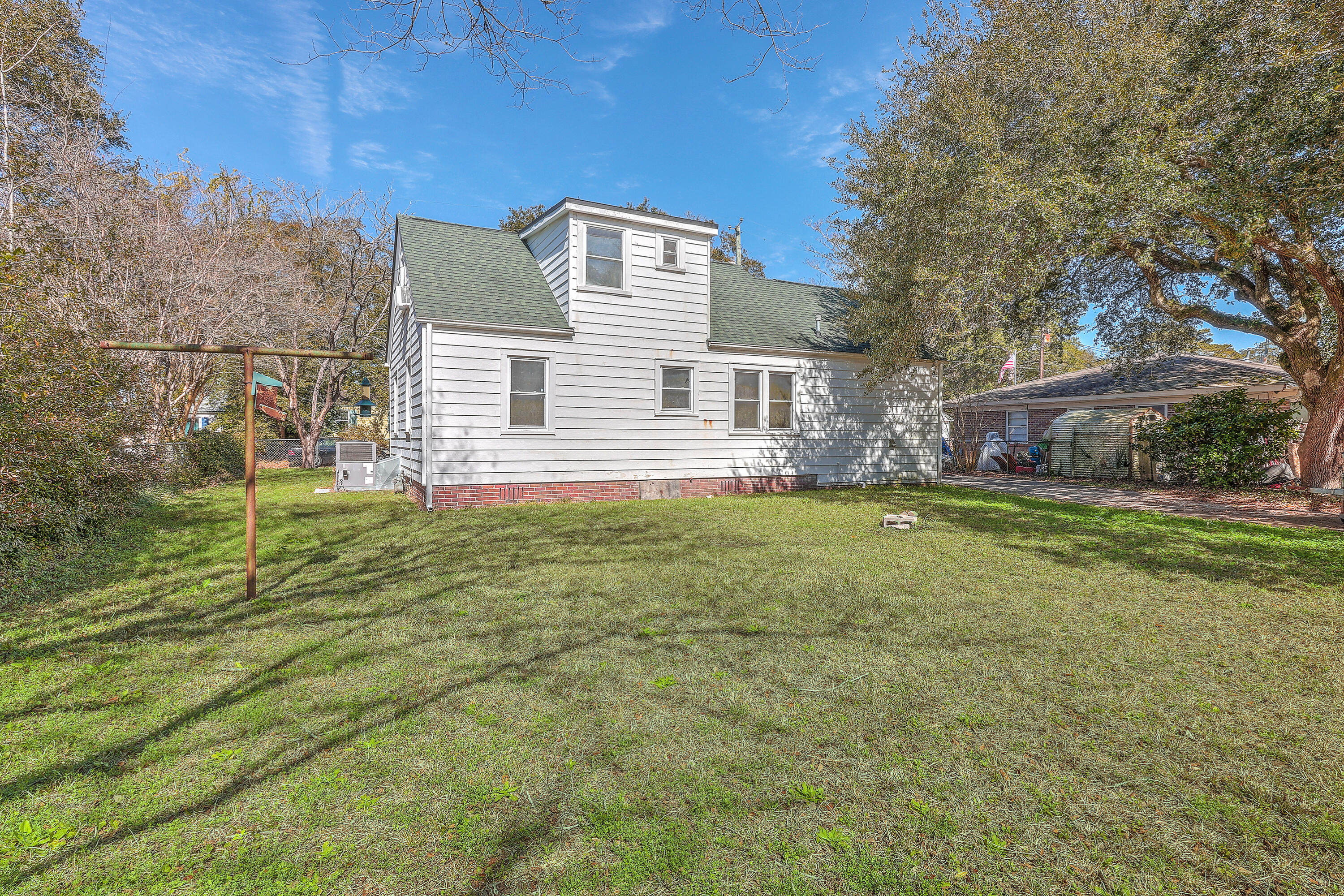 2181 Edisto Avenue