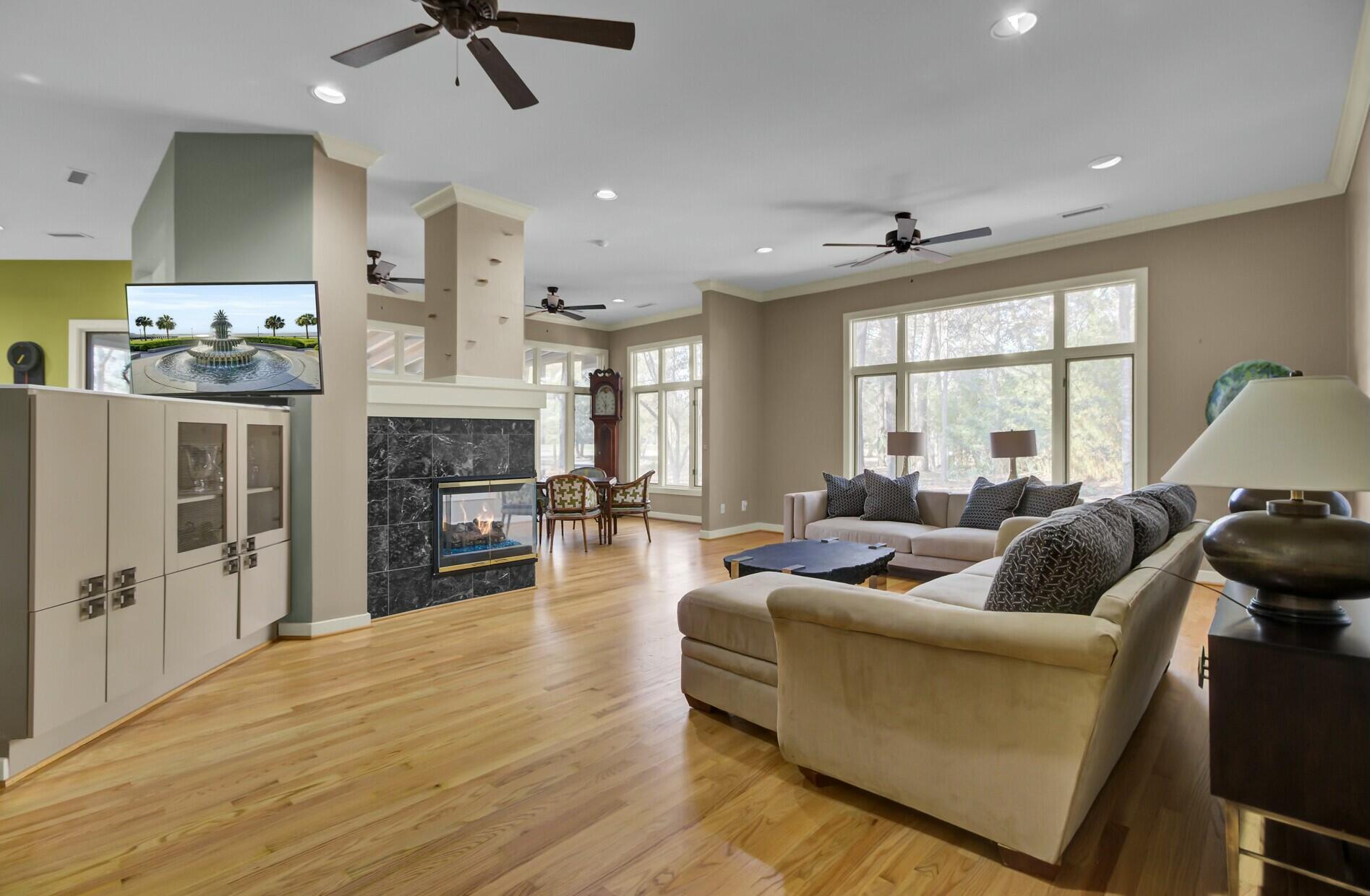 3334 Cottonfield Drive