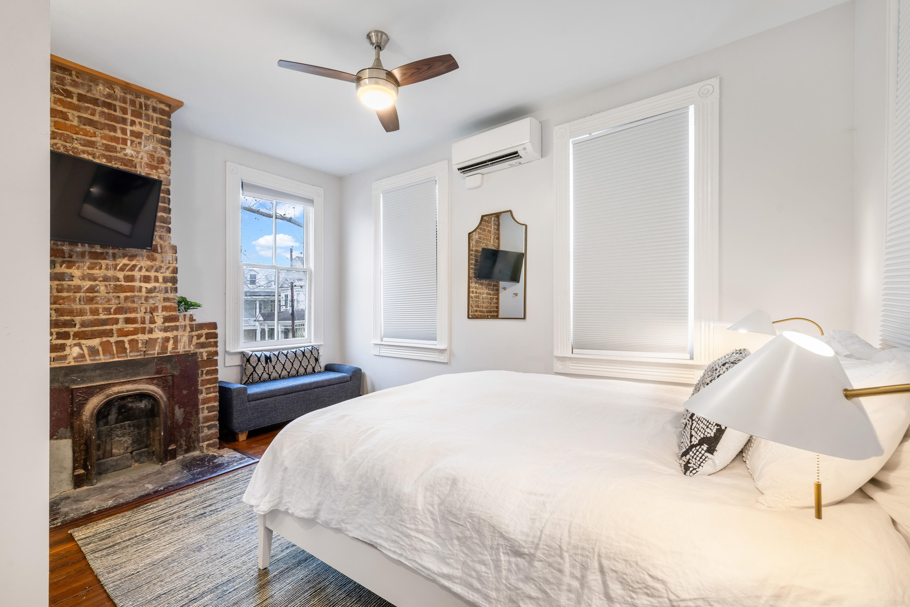 1 Percy Street # C Unit: A,B,C