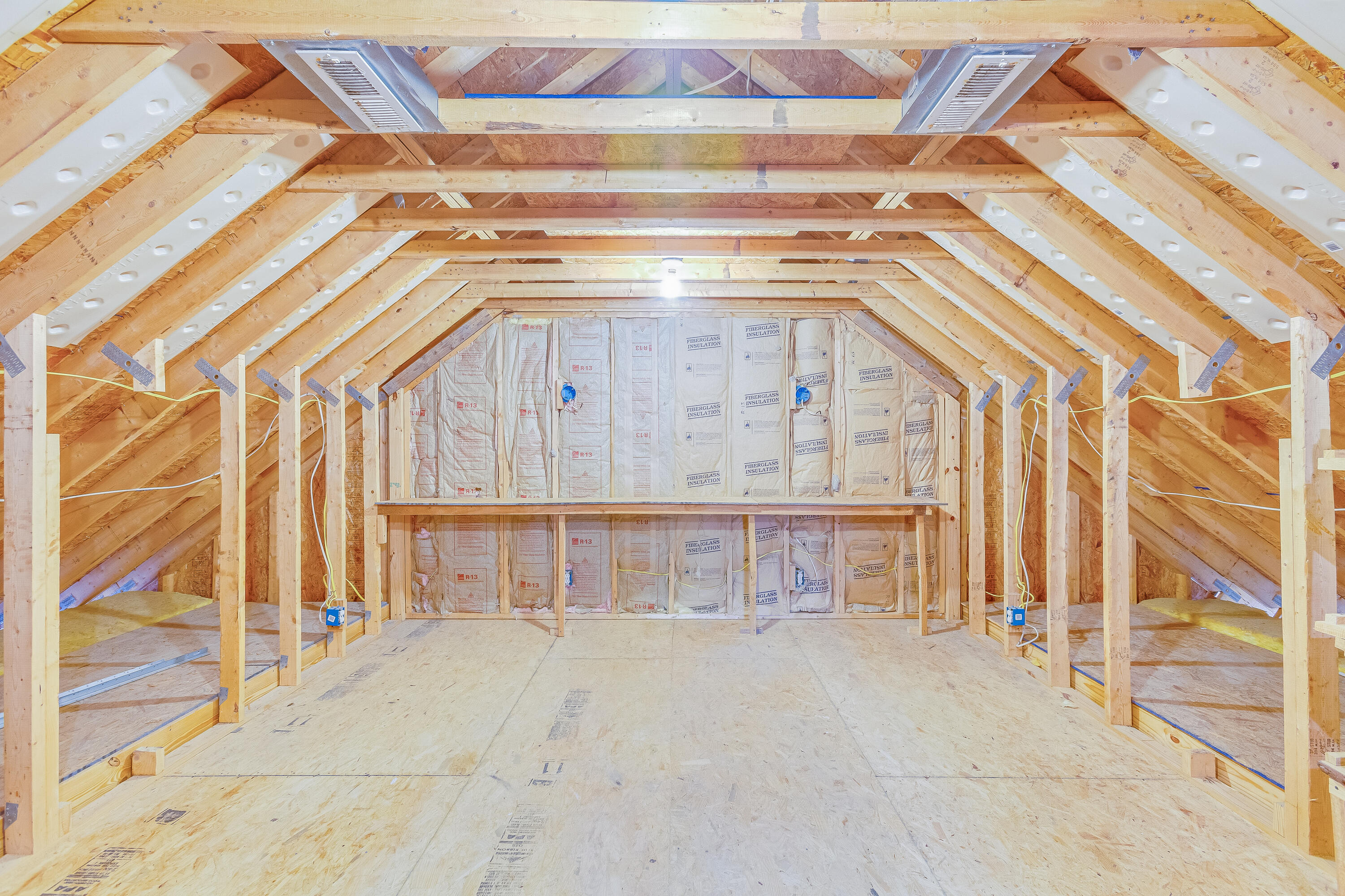 1677 French Santee Road, Jamestown