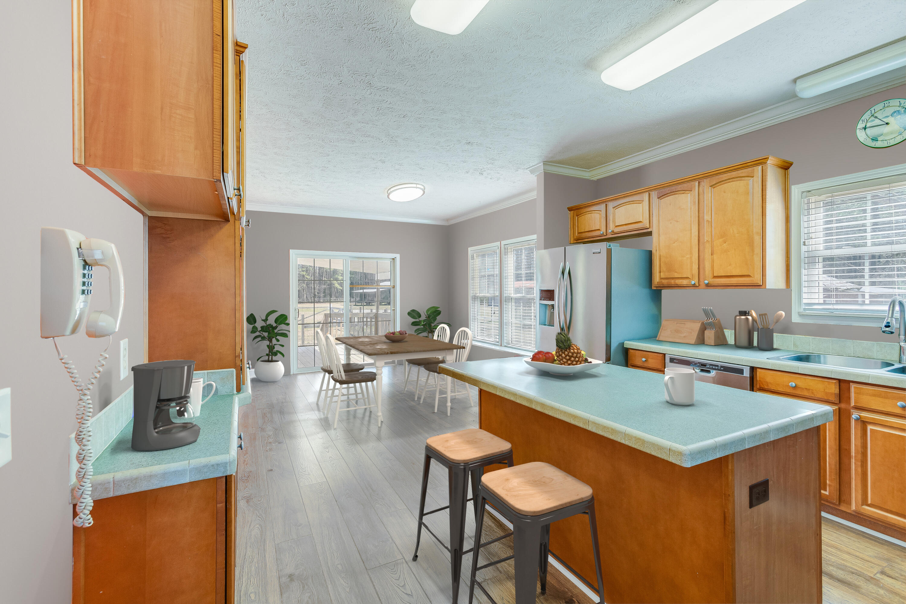 1677 French Santee Road, Jamestown