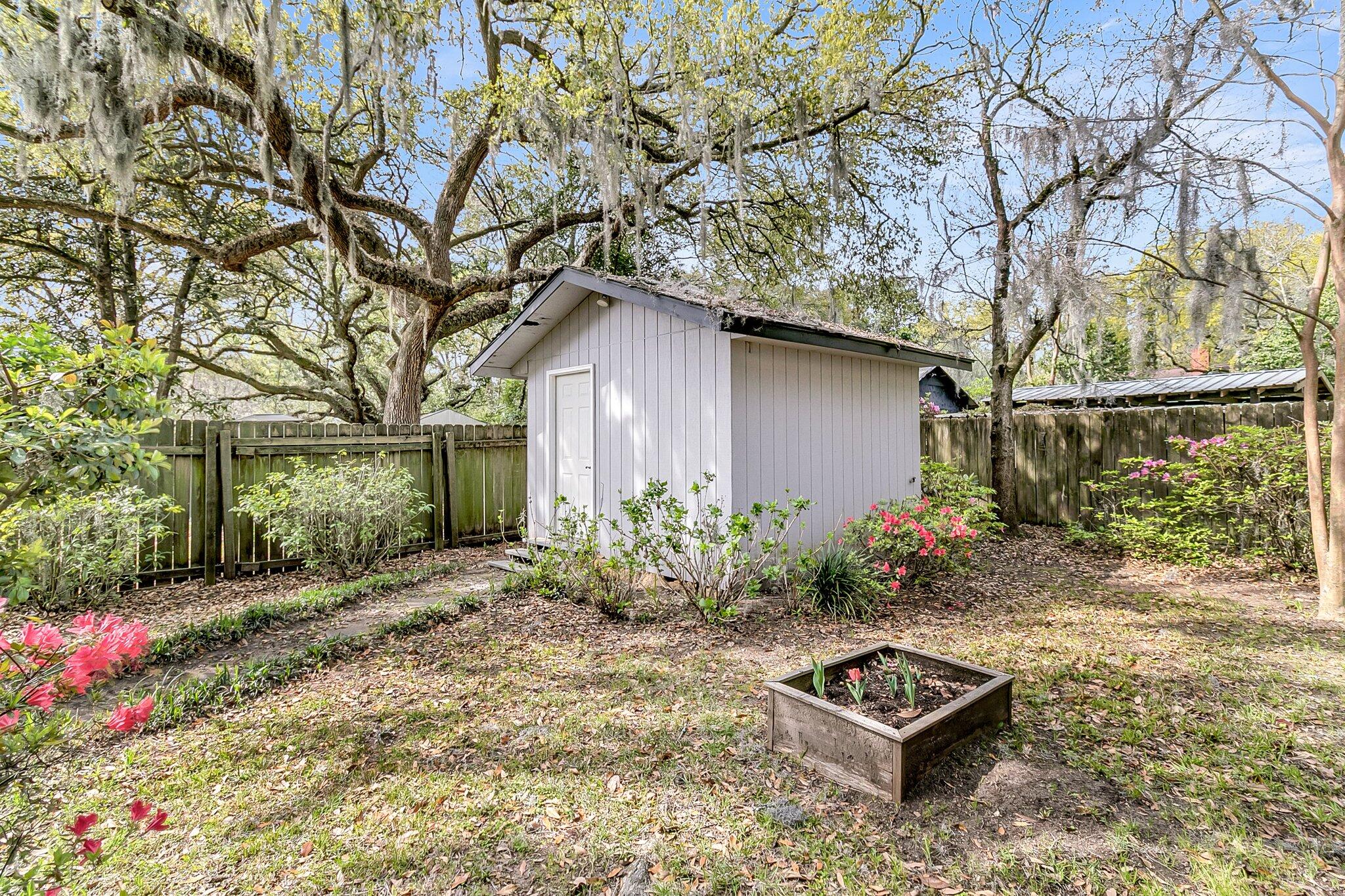 4445 Old Park Road