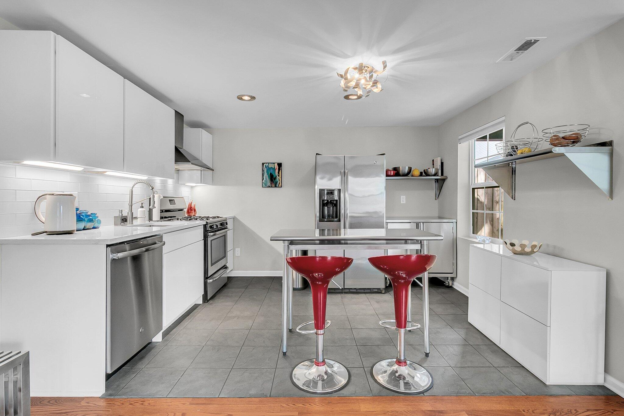 4445 Old Park Road