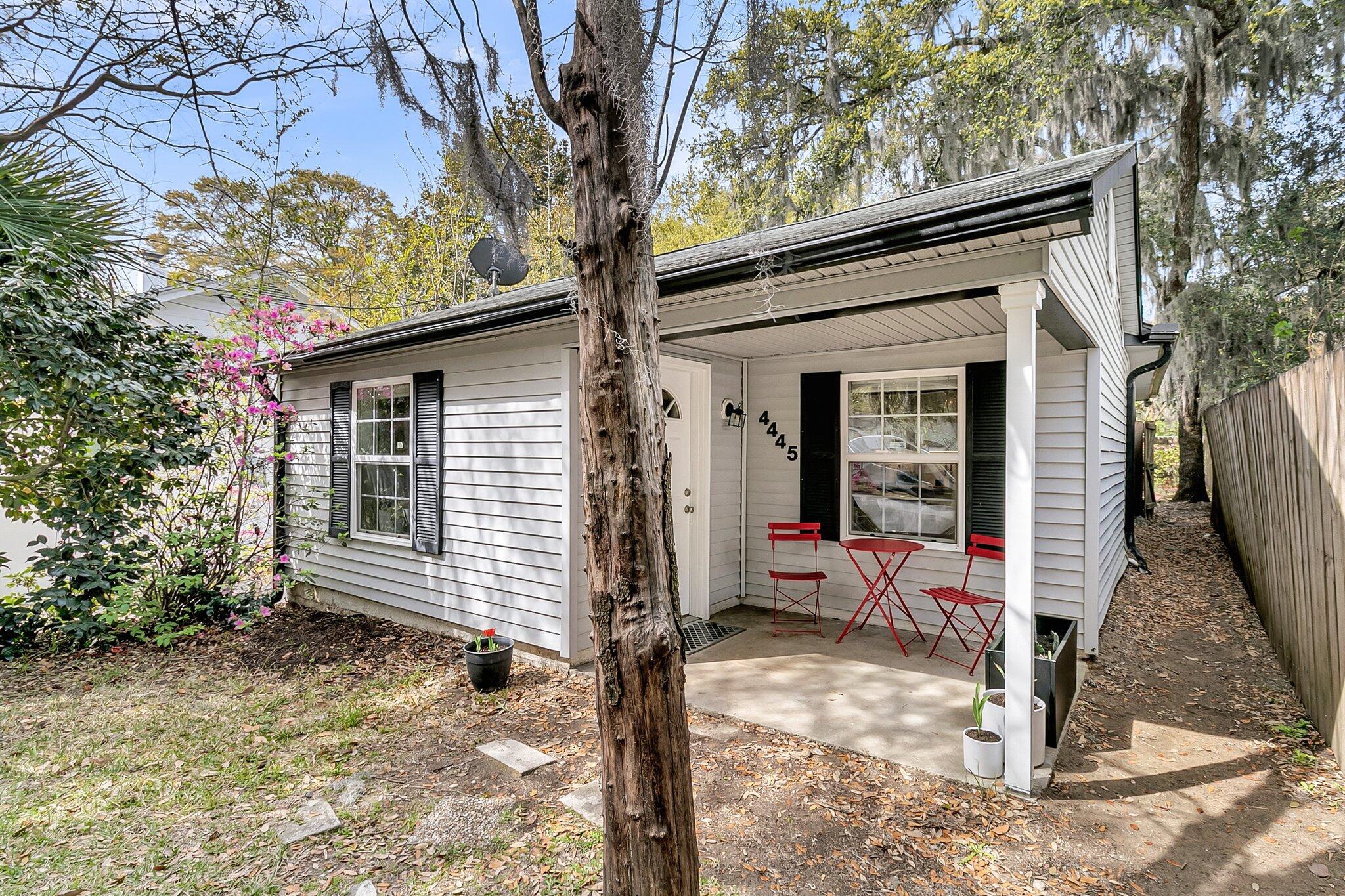 4445 Old Park Road