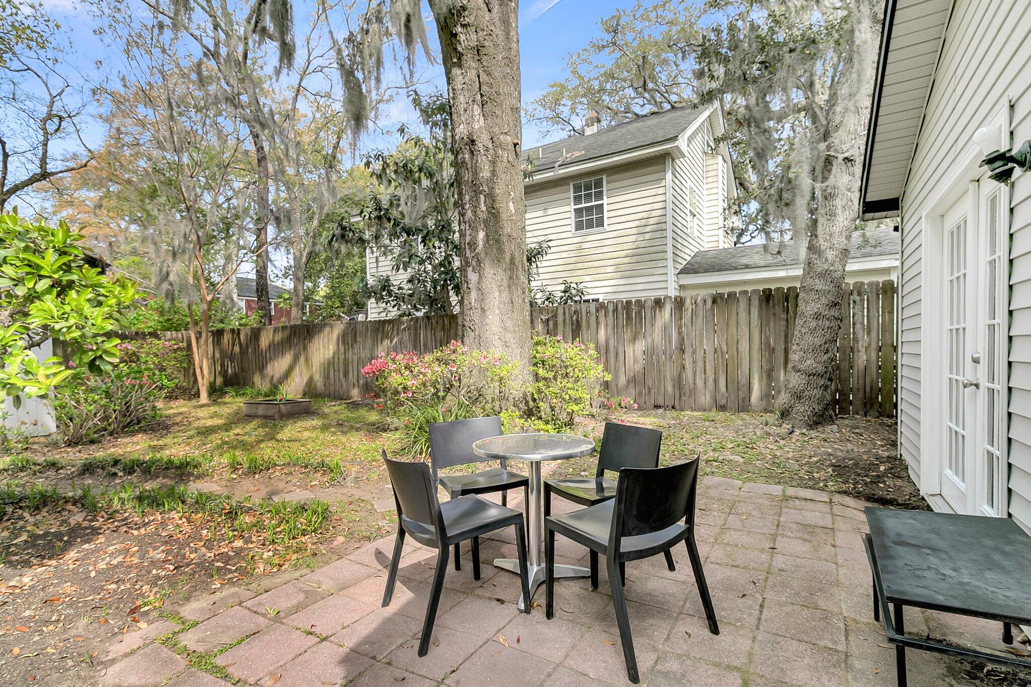 4445 Old Park Road