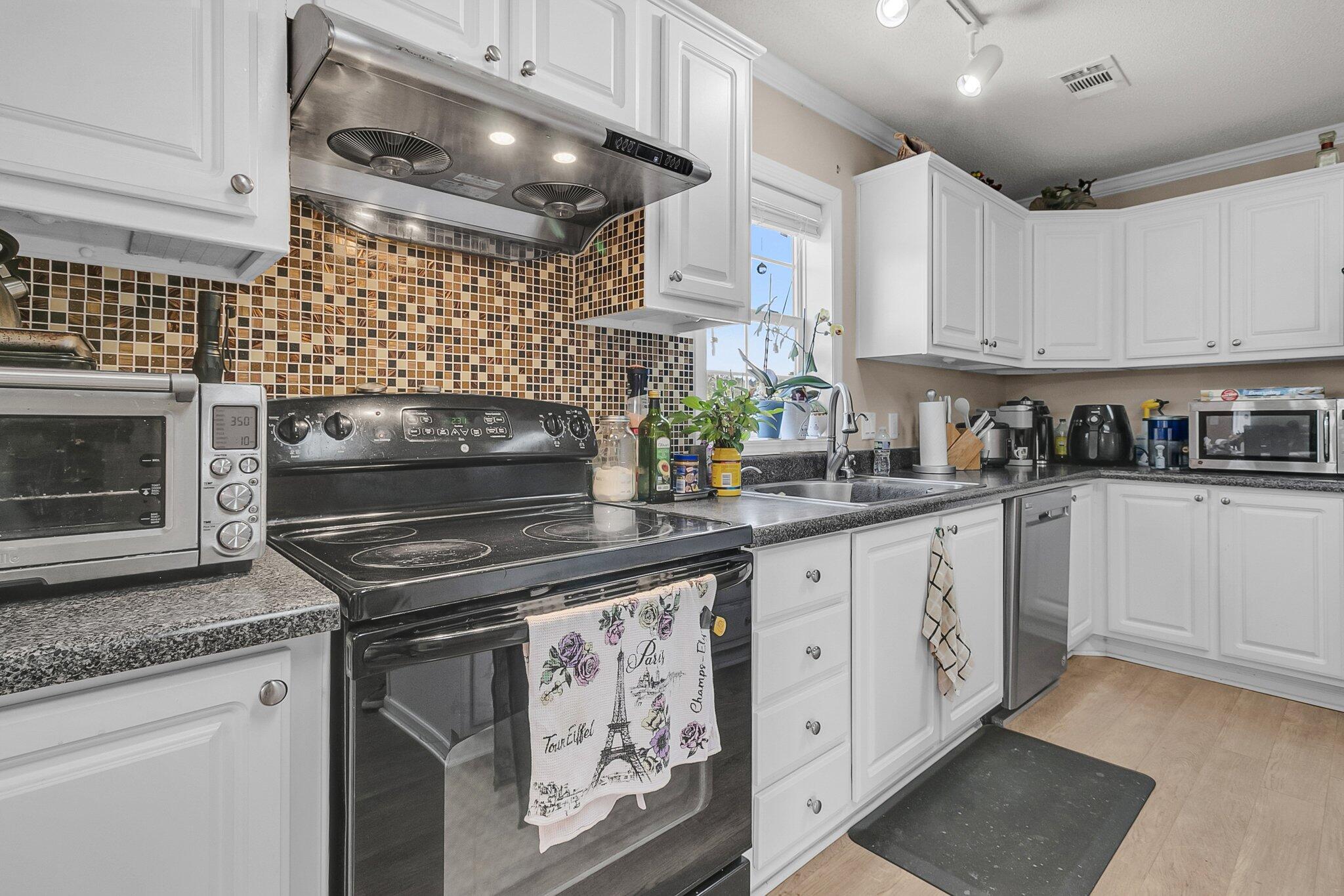 152 Traxler Road