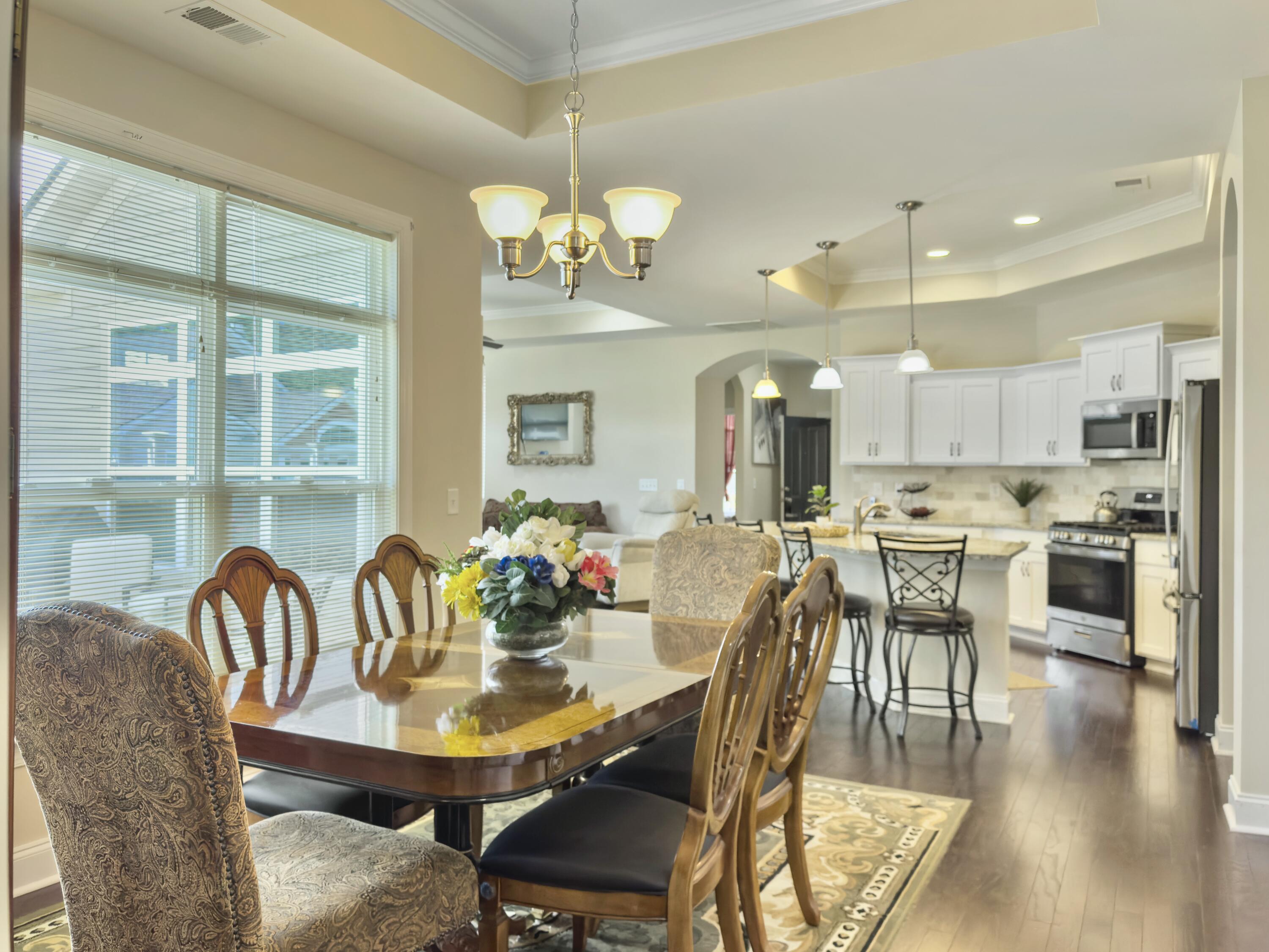 222 Village Stone Circle, Summerville