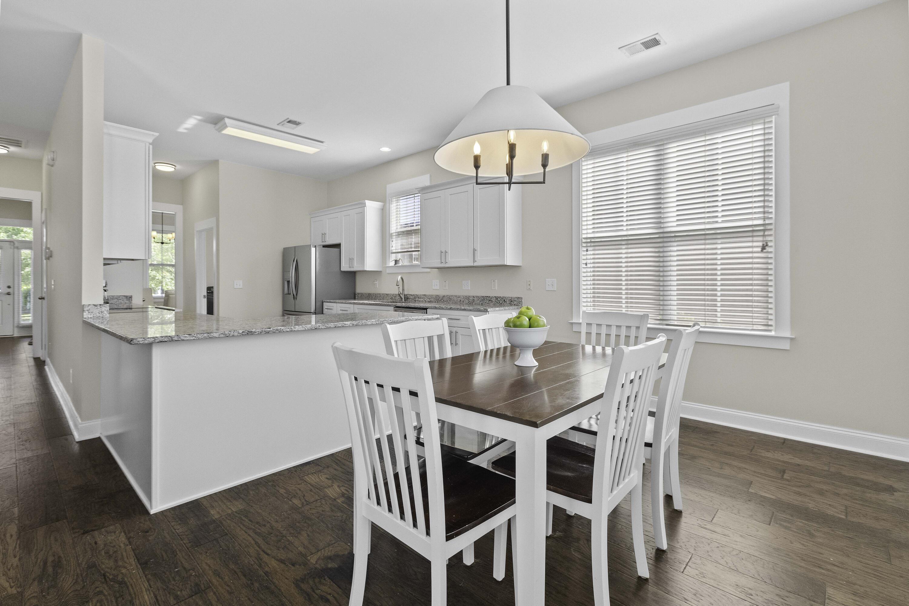 311 Amaryllis Avenue