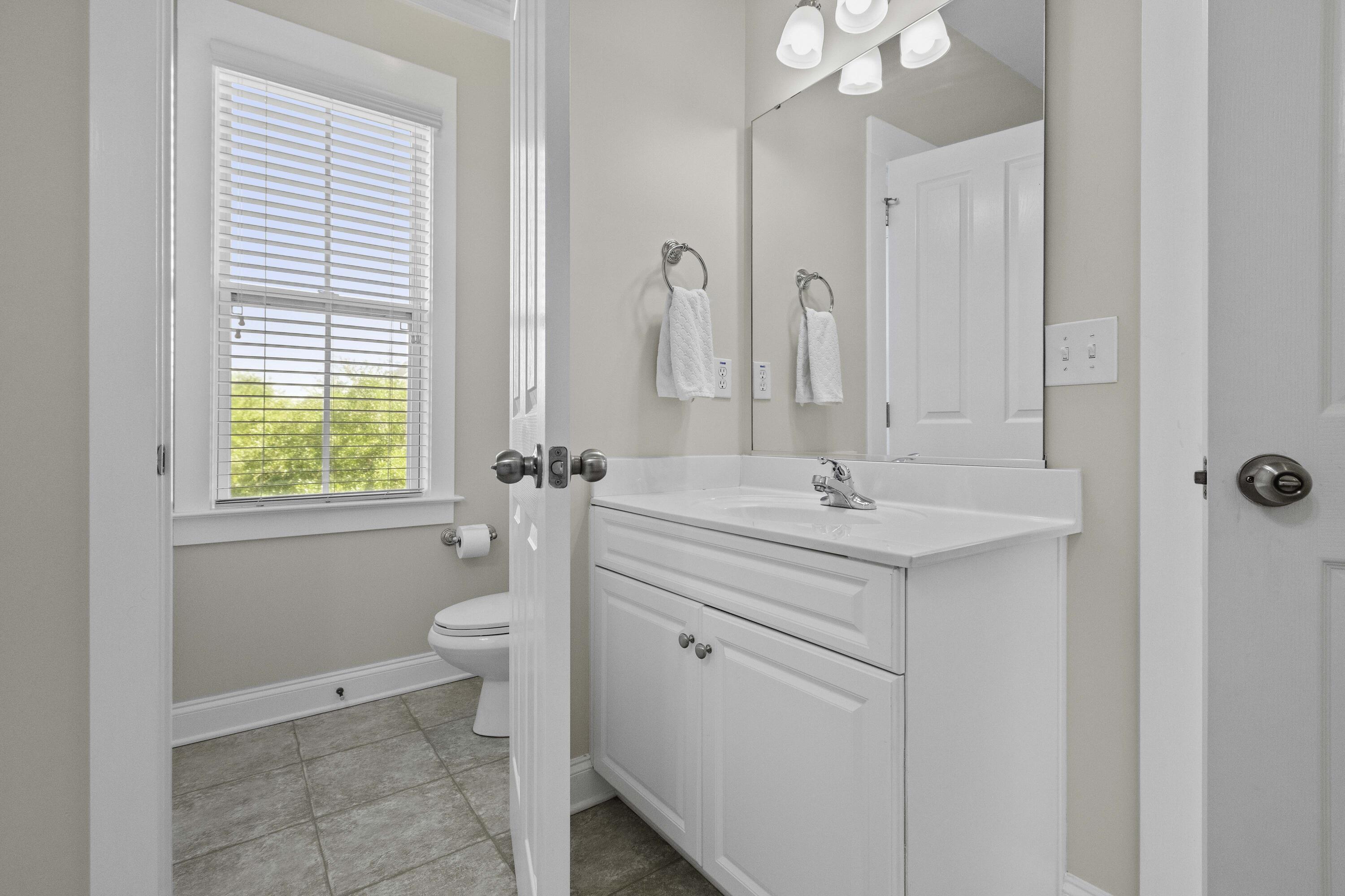 311 Amaryllis Avenue