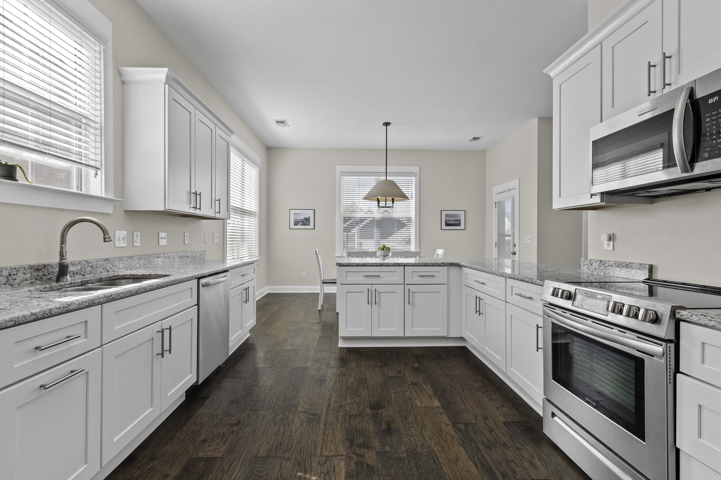 311 Amaryllis Avenue